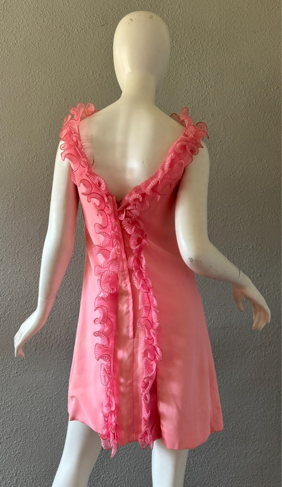 Vintage 60s Pink TWIGGY Ruffle Go-Go MOD Mini Party Dress XS/S