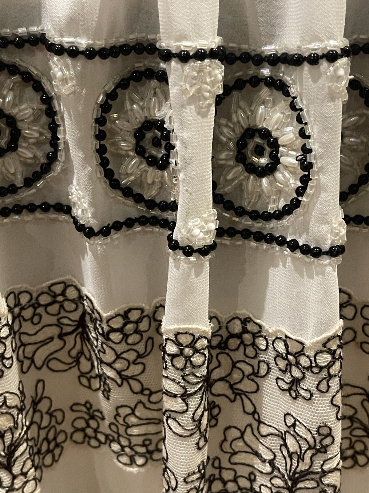 Vintage Anna Molinari Beaded Embroidered Silk And Lace Skirt US 6 IT 38 Pristine