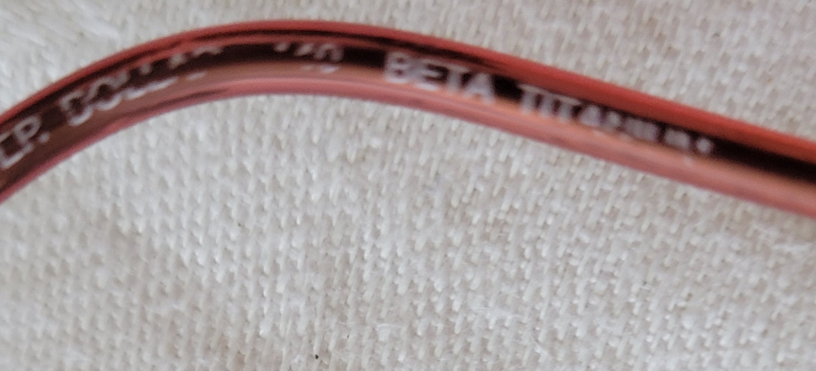 VINTAGE EYEGLASSES early 1970s OVAL Metal Unisex