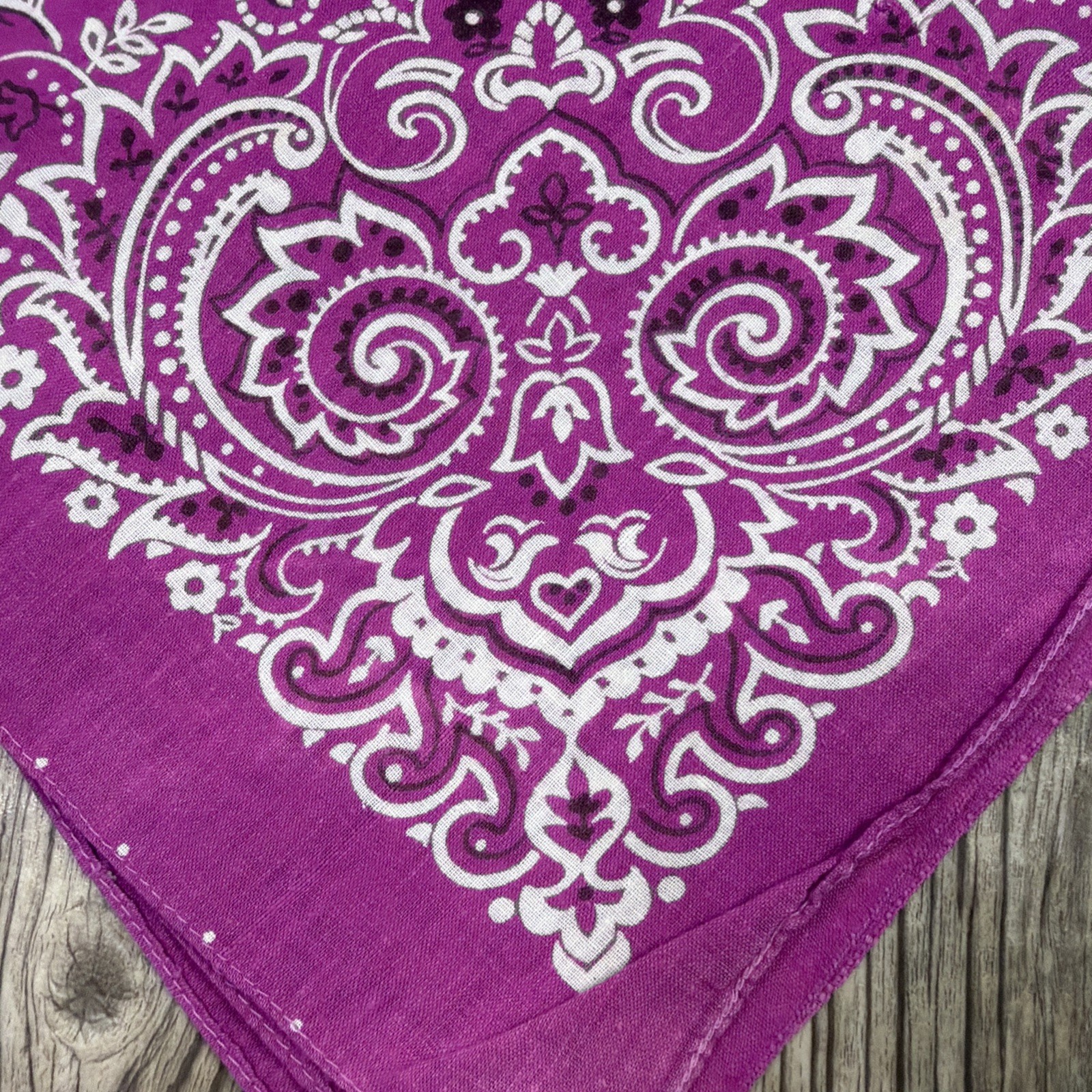 Vintage Faded Fast Color USA All Cotton Purple Bandanna Floral Paisley 20×20