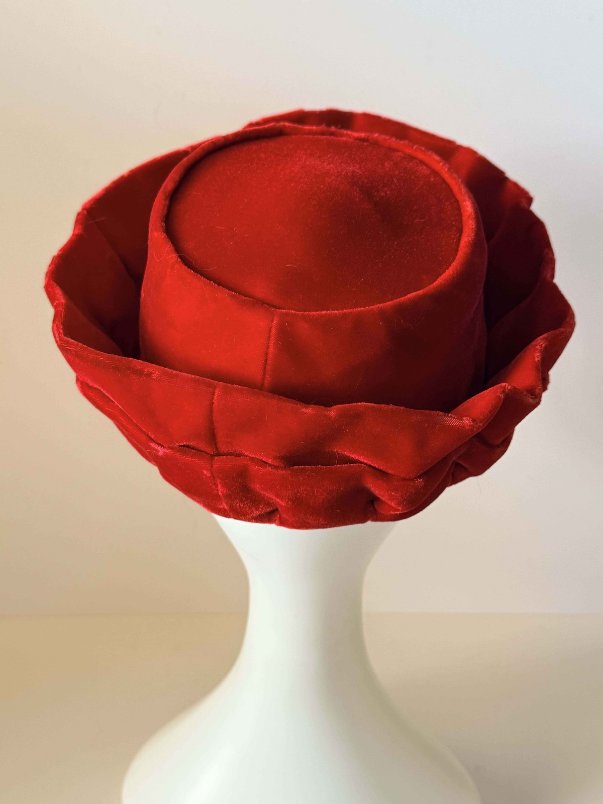 Vintage Red Velvet Brimmed Pillbox Hat 1960s Sculptural Cocktail Hat | Women’s