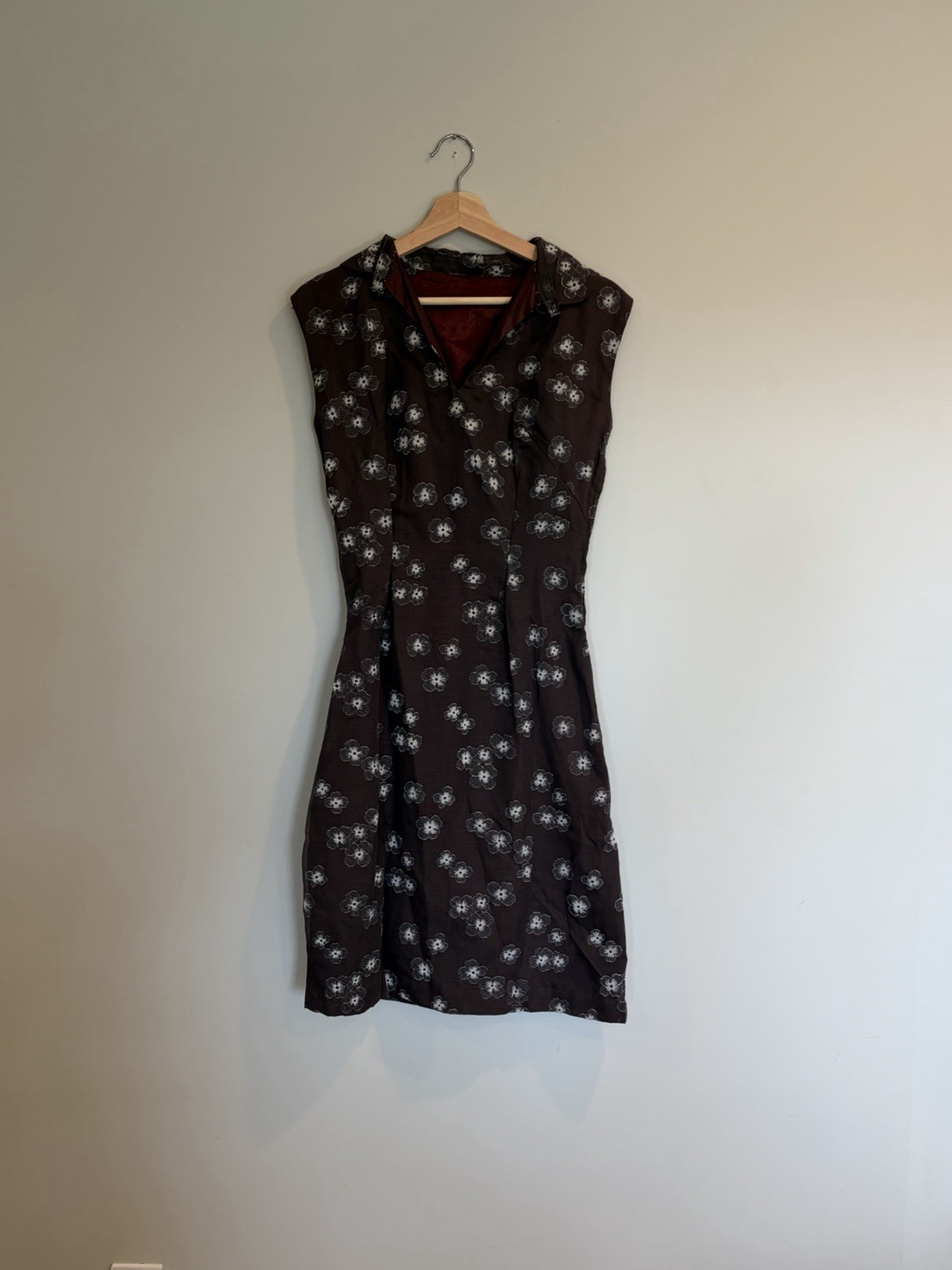 1960s Vintage Silk Cocktail Dress Floral Pattern Collared Button Front