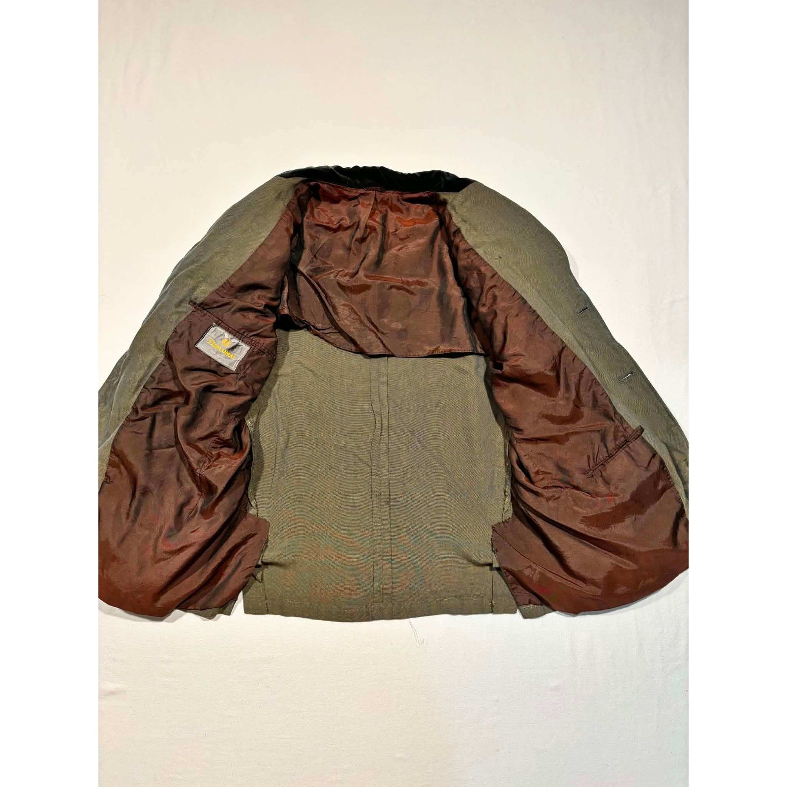Vintage Diplomat Mens 2 Piece Suit Olive Green Mandarin Made in USA 28×22.5