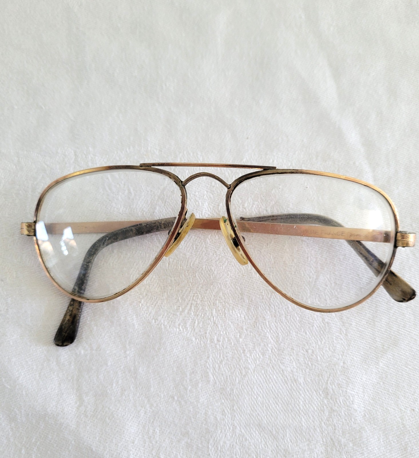 VINTAGE EYEGLASSES Aviator Unisex metal gold with case early 1970s