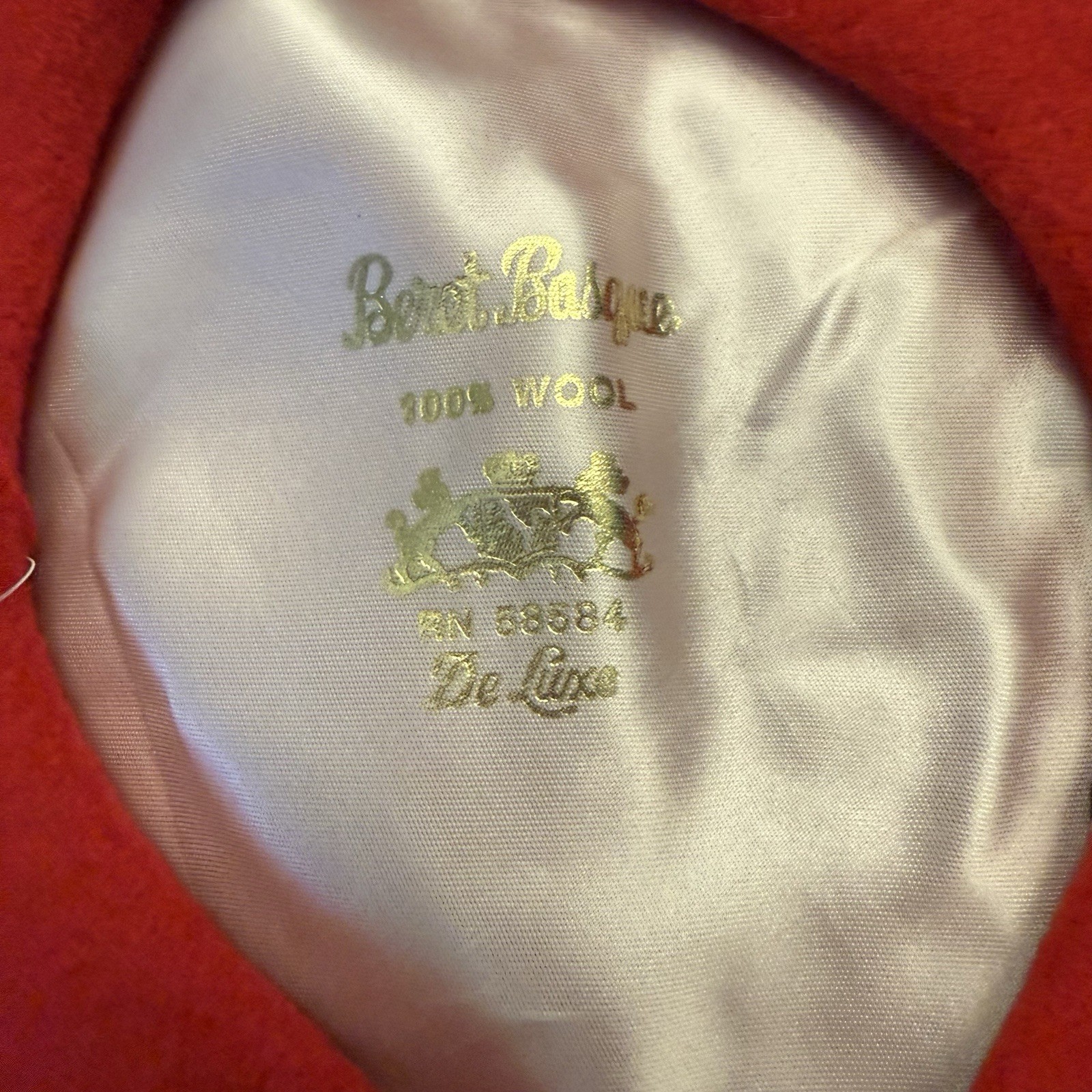 NWT Vintage Beret Basque 100% Wool Vintage Red Czechoslovakia De Luxe RN 58584