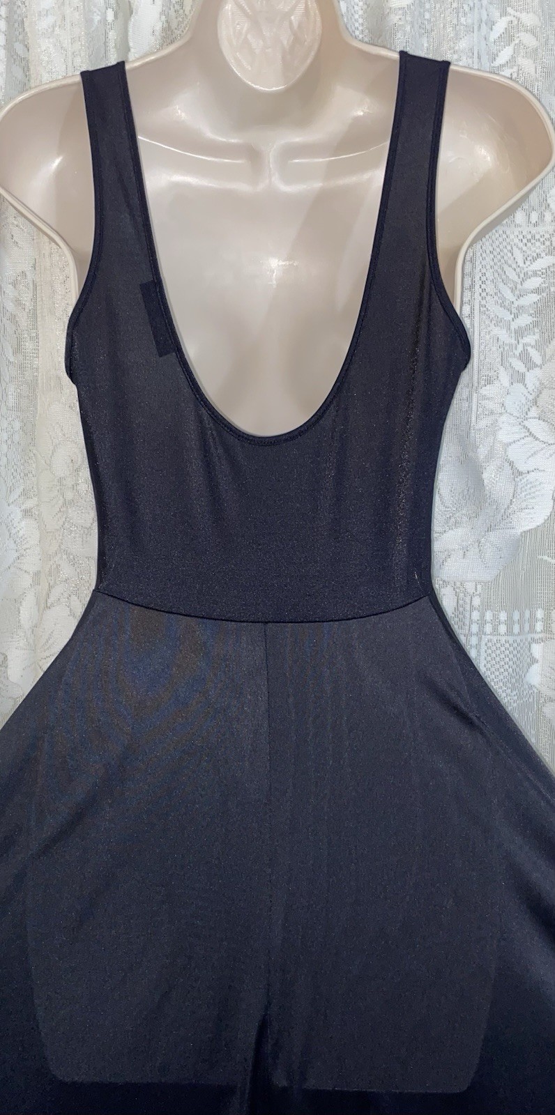 VTG M L 36 38 VANITY FAIR Black Full Nylon Nightgown Negligee w Lace olga esque