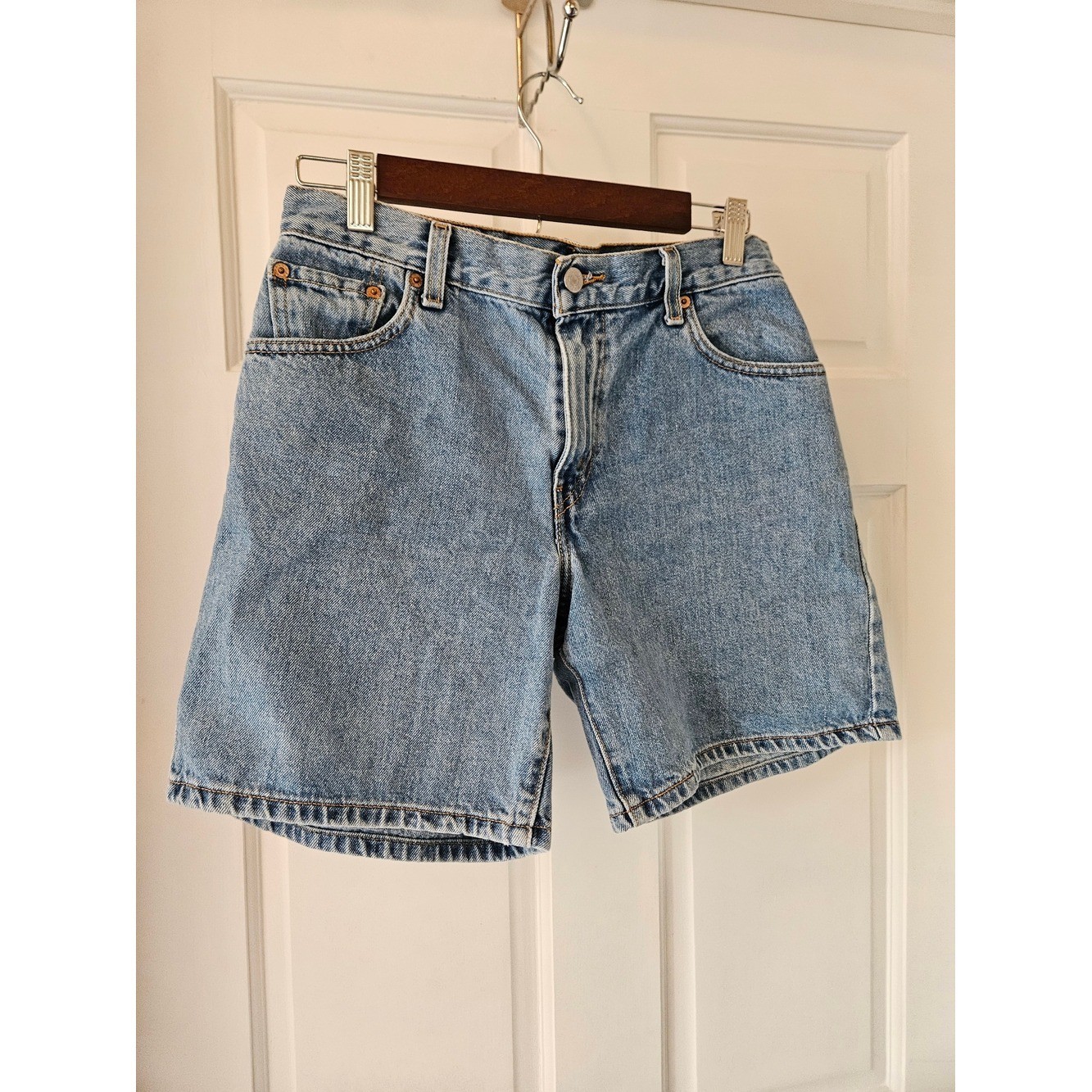Classic Light Blue Denim Levi Shorts