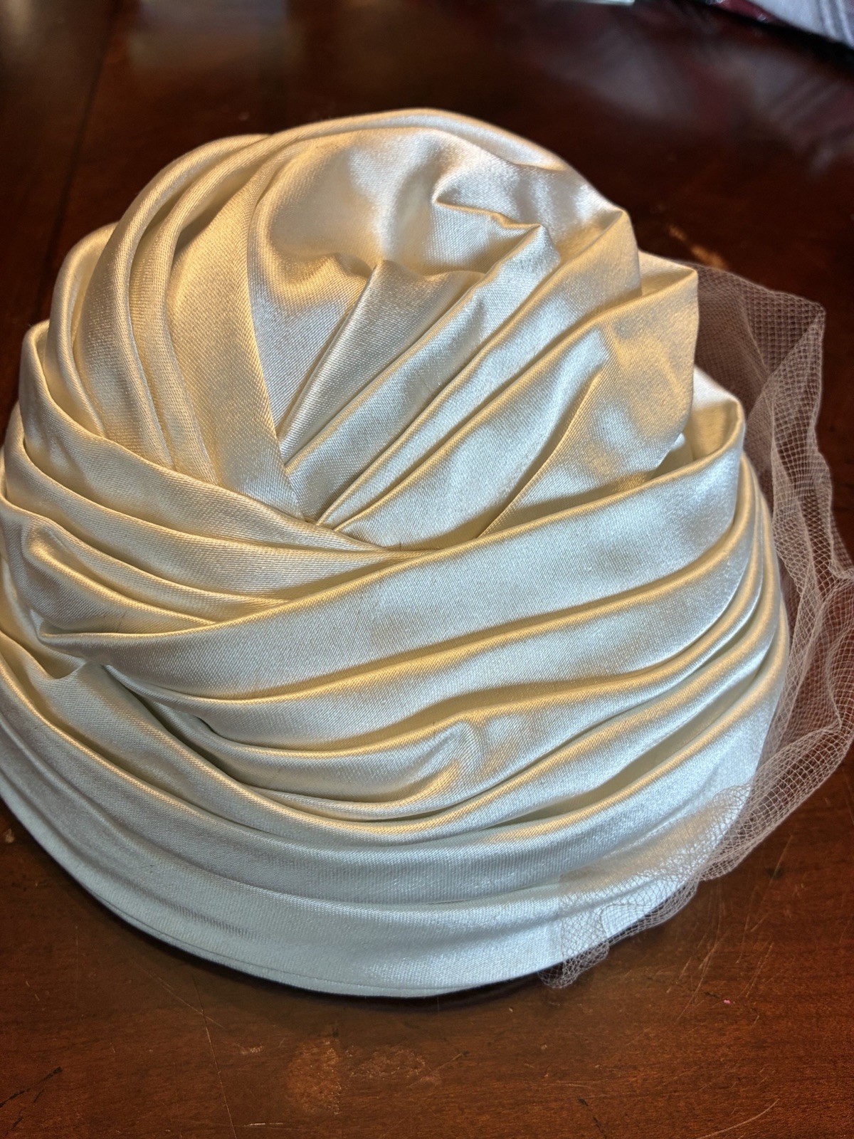 Vintage 1950’s Chanda G. Fox & Co White Satin Hat Tulle Bridal Excellent Cond
