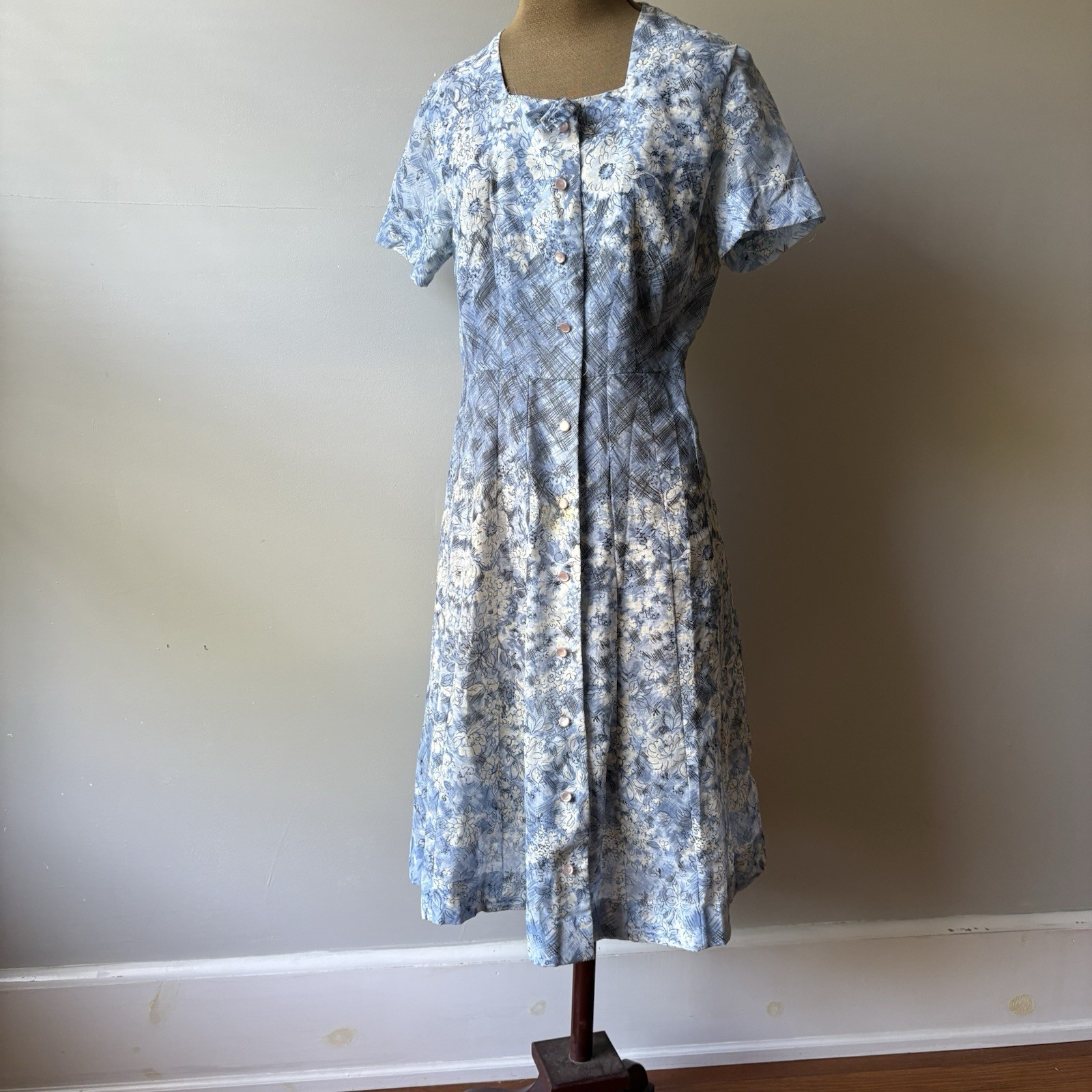 Vintage 1970s Floral Print Dress Polyester Blend As Is Worn Flaws Stains Summer