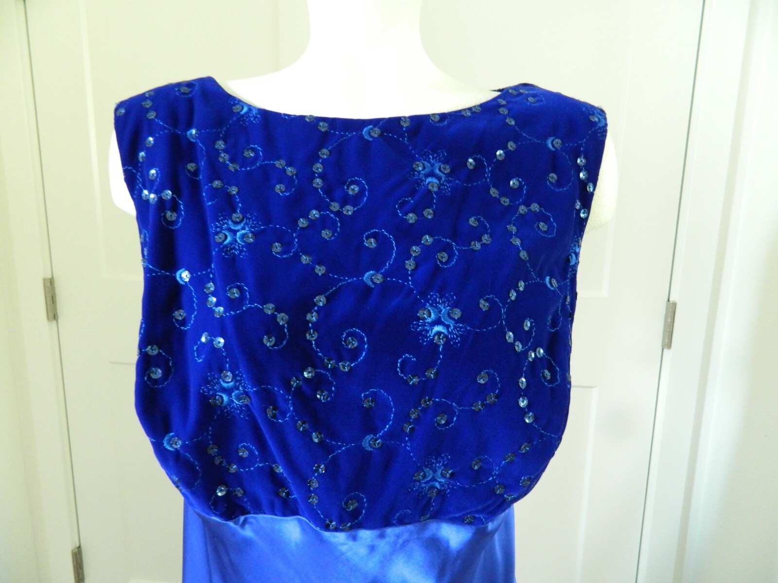 NWT Zum Zum 90 s Mistral Blue Sequin Embroider Prom Special Occasion Dress sz 18
