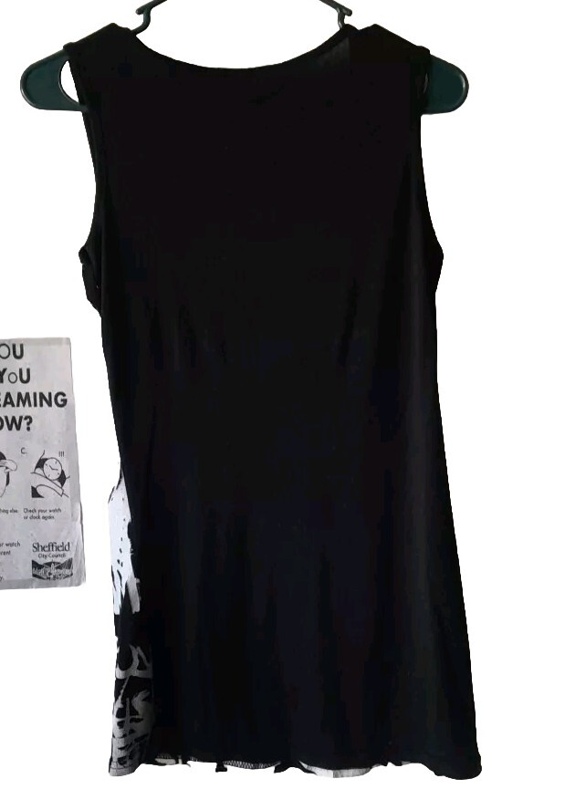 RARE Vtg 90s Y2K Tank Top All Over Print “Love Music” Yes Or No Brand Grunge