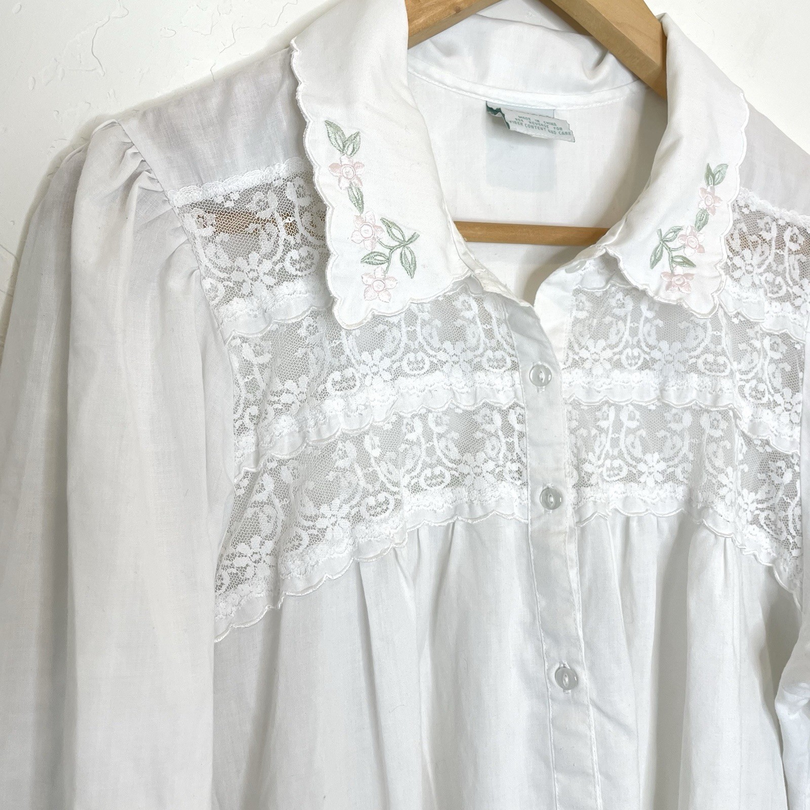 Vintage Gilligan O’Malley Modest White Long Maxi Length Nightgown Womens Medium