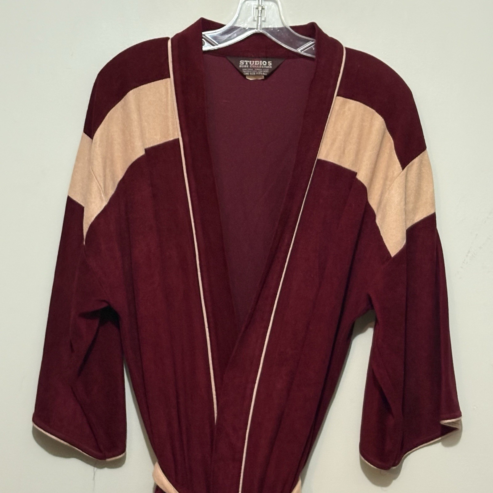 VTG Studio 5 Rose Collection Robe Burgundy Tan Trim OSFA Belted Lounge Bathrobe