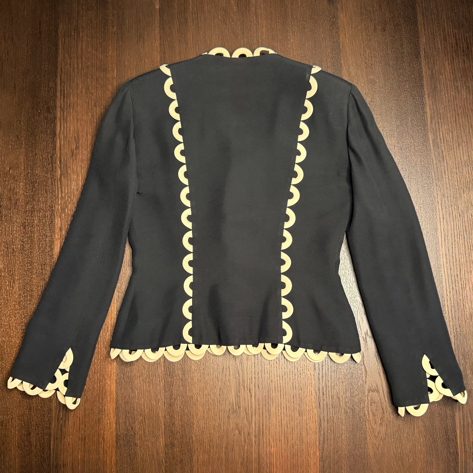 MOSCHINO Cheap and Chic black scallop six-button blazer size 44 from F/W 1992/93