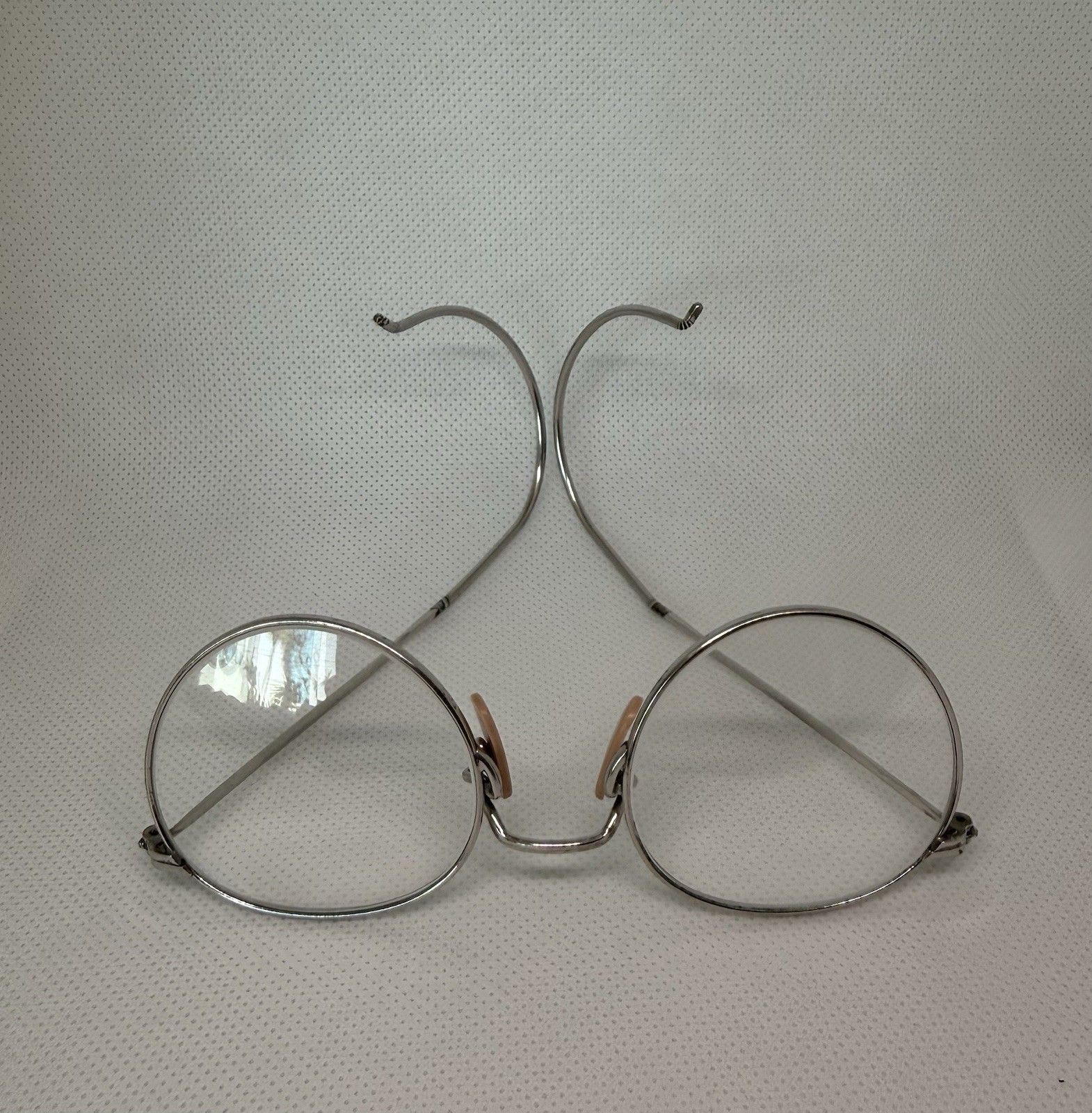 Vintage FLU‑VUE Round Wire Rim Eyeglasses Cable Temple Metal Frame Unisex Adult