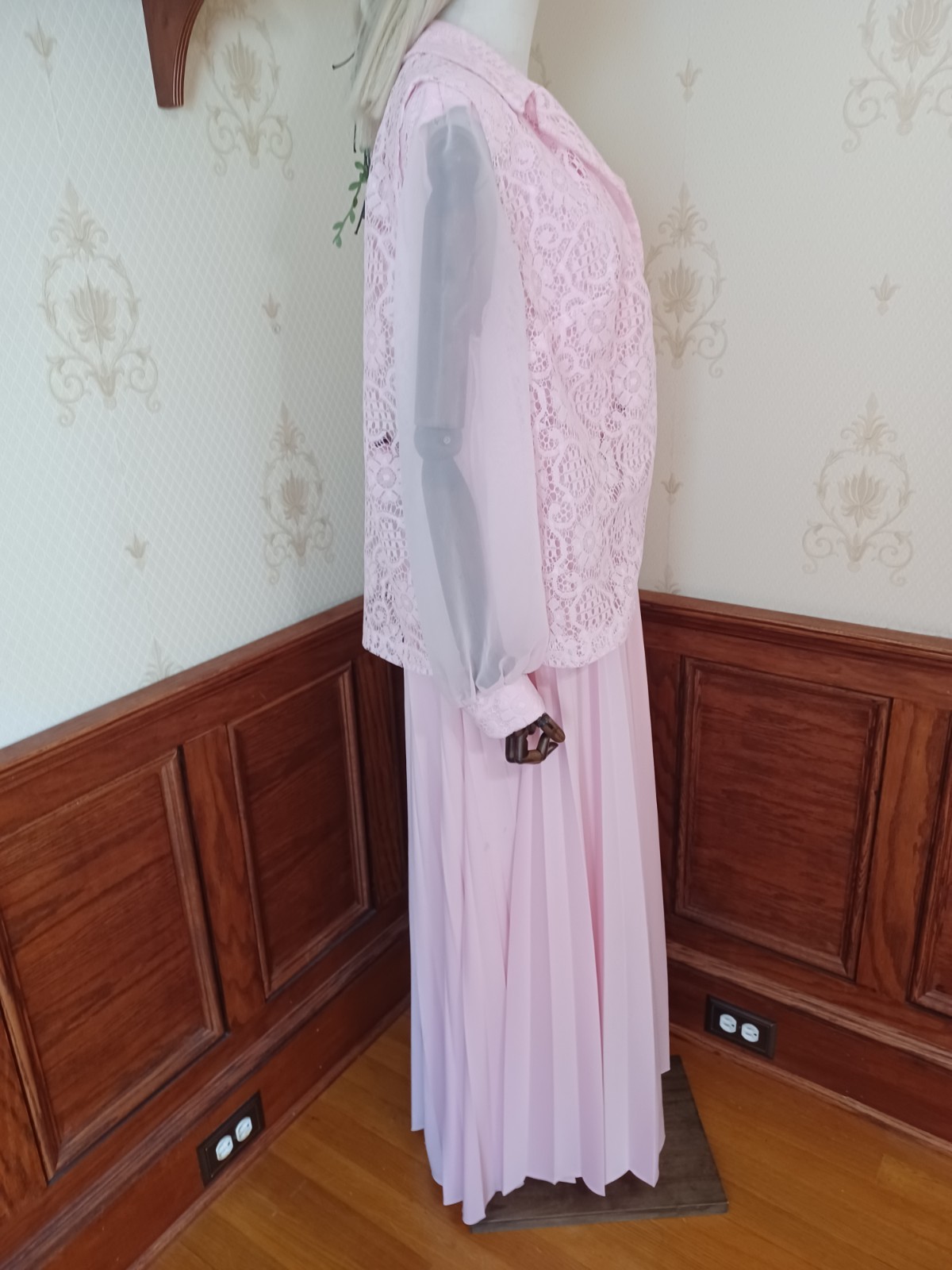 Vintage 1970s 3 Piece Pink Romantic Prairie Accordion Pleat Maxi-Dress, Sz 22.5