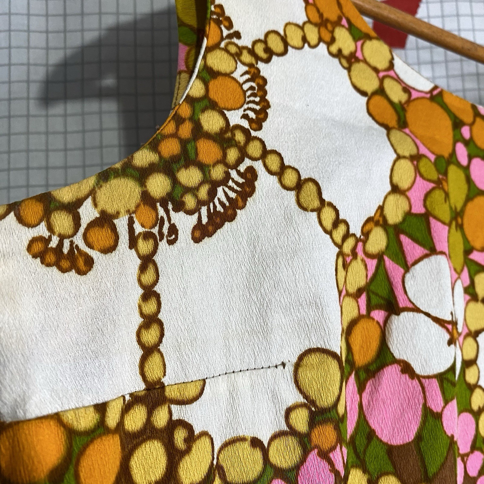 Vintage 60s Mod Mini Dress Gogo Floral Medium Hawaiian Cotton Bark Cloth Hippie