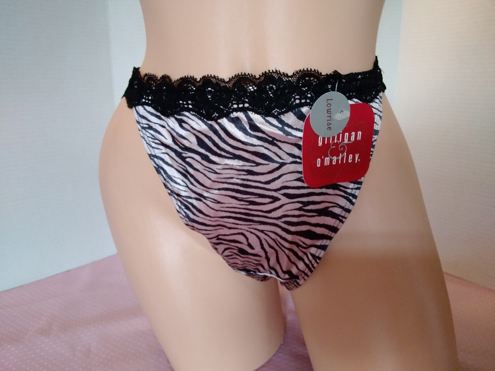 Panties NWT Vintage Gilligan & O’Malley Animal Glossy Satin Low Rise Thong 8