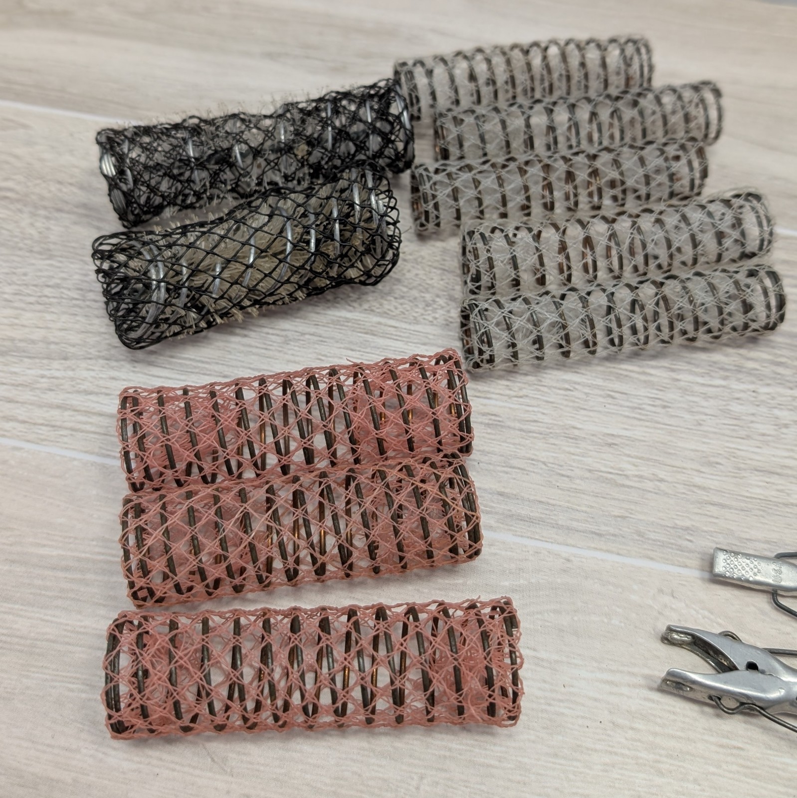 Vintage Lot Of Hair Rollers / Curlers And Clips – Goody, Tip Top, Coif, TOD