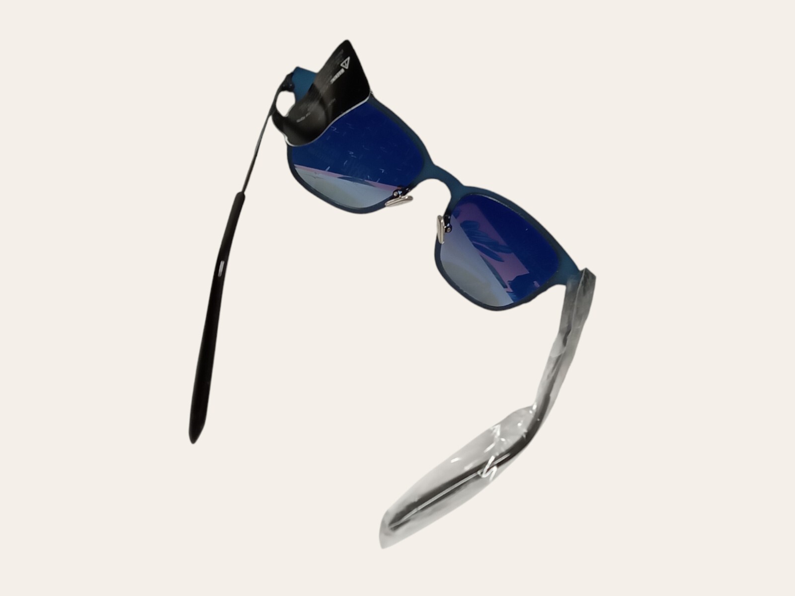 FRYE SINCE 1863 SUNGLASSES 100% UV LENS PROTECTION 0L1219 46642FRY400