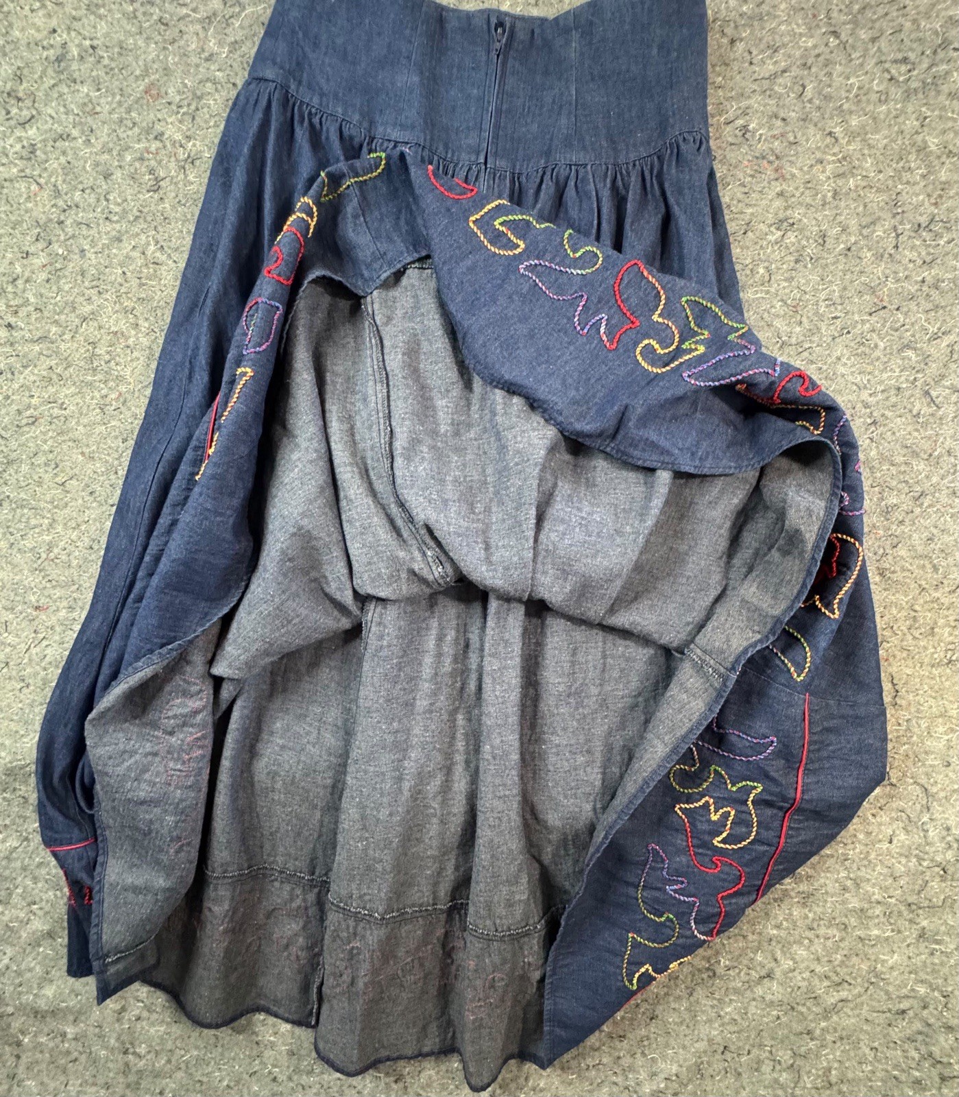 Vintage 80s Robellas Denim Skirt 9/10 Western Embroidered Birds Rainbow