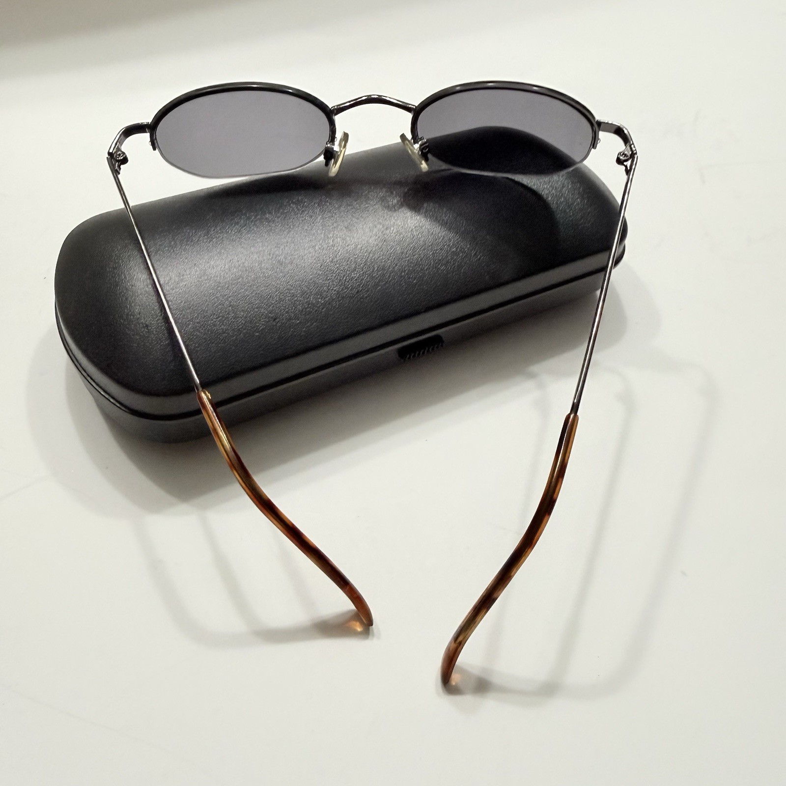 Vintage 90S Frame Sunglasses Tortoise With Case Dark Lenses