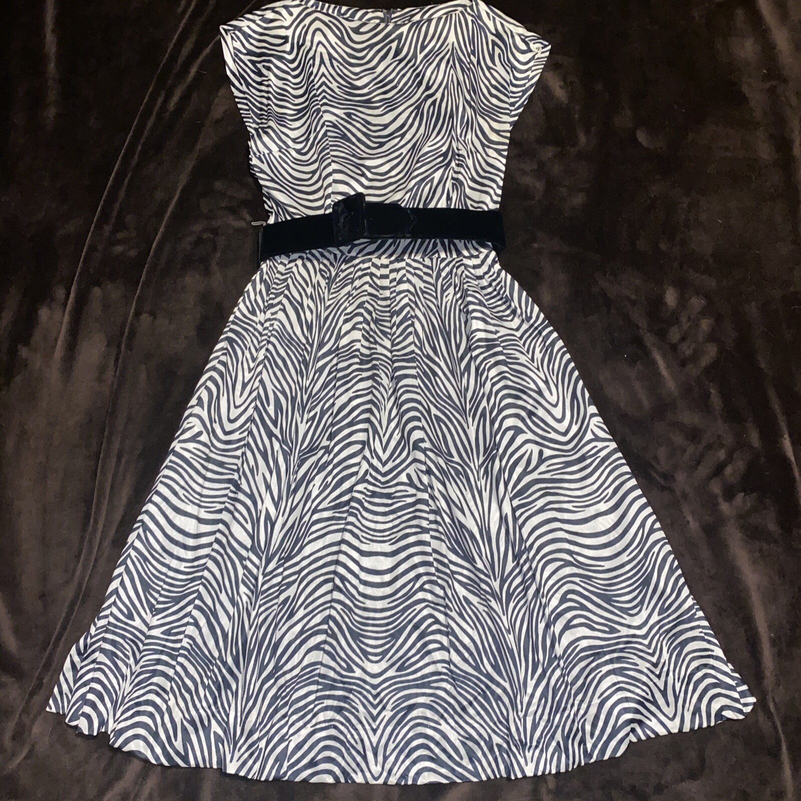 Vtg 1950’s 60s L’Aiglon Zebra Stripe Full Pleated Skirt Dress Black & White Belt