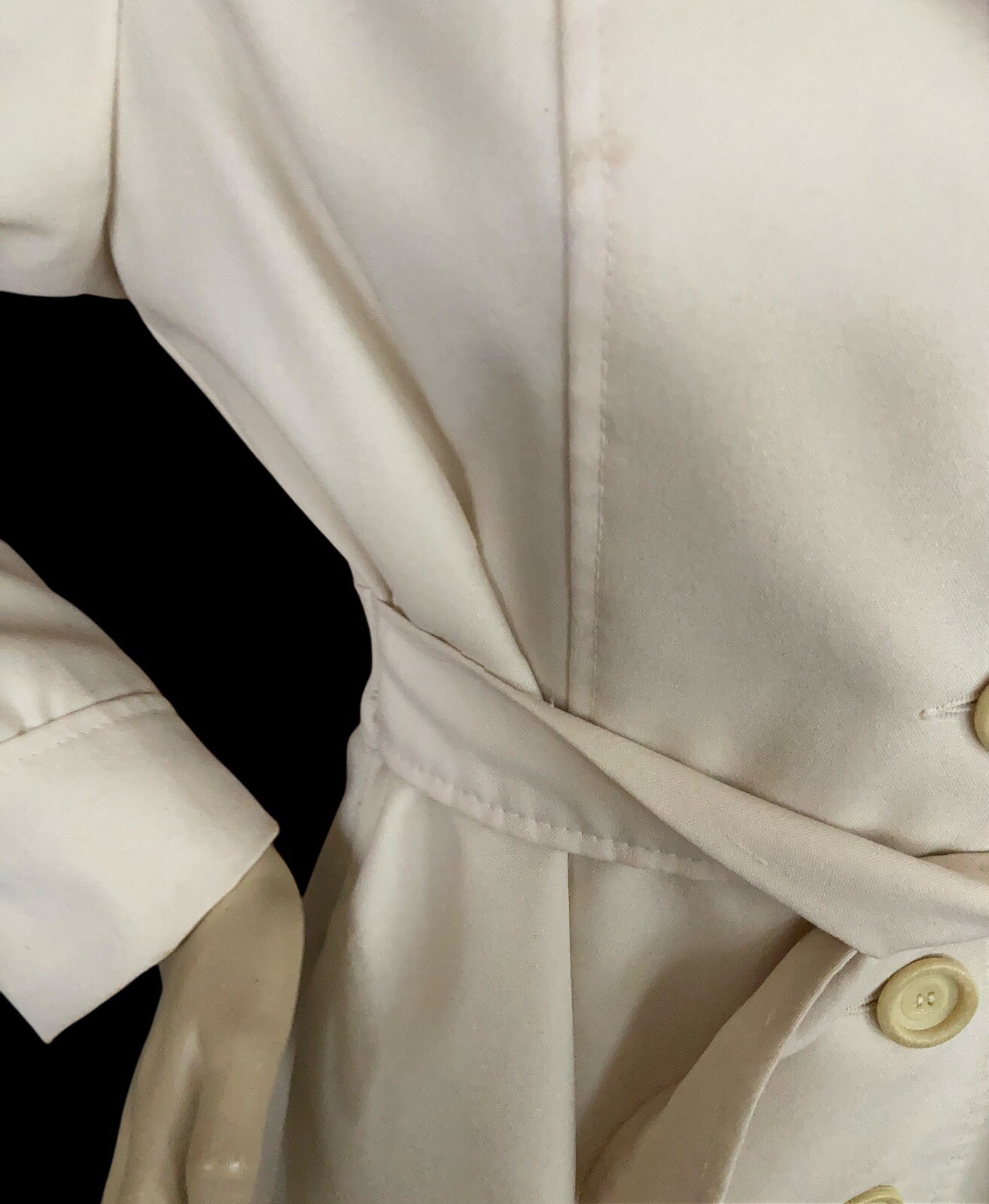 Vintage 1960s – 70’s White Mini Button Up Coat/Jacket with Tie Belt Size S