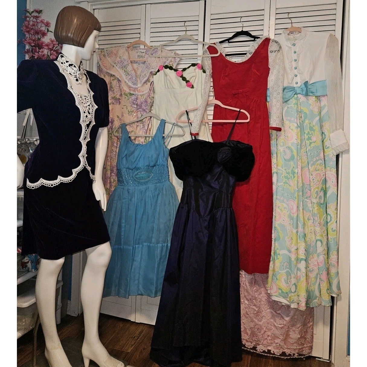 14 Pc 50s 60s 70s 80s Vintage Women Dress Lot For Resale Various Sizes & Makers