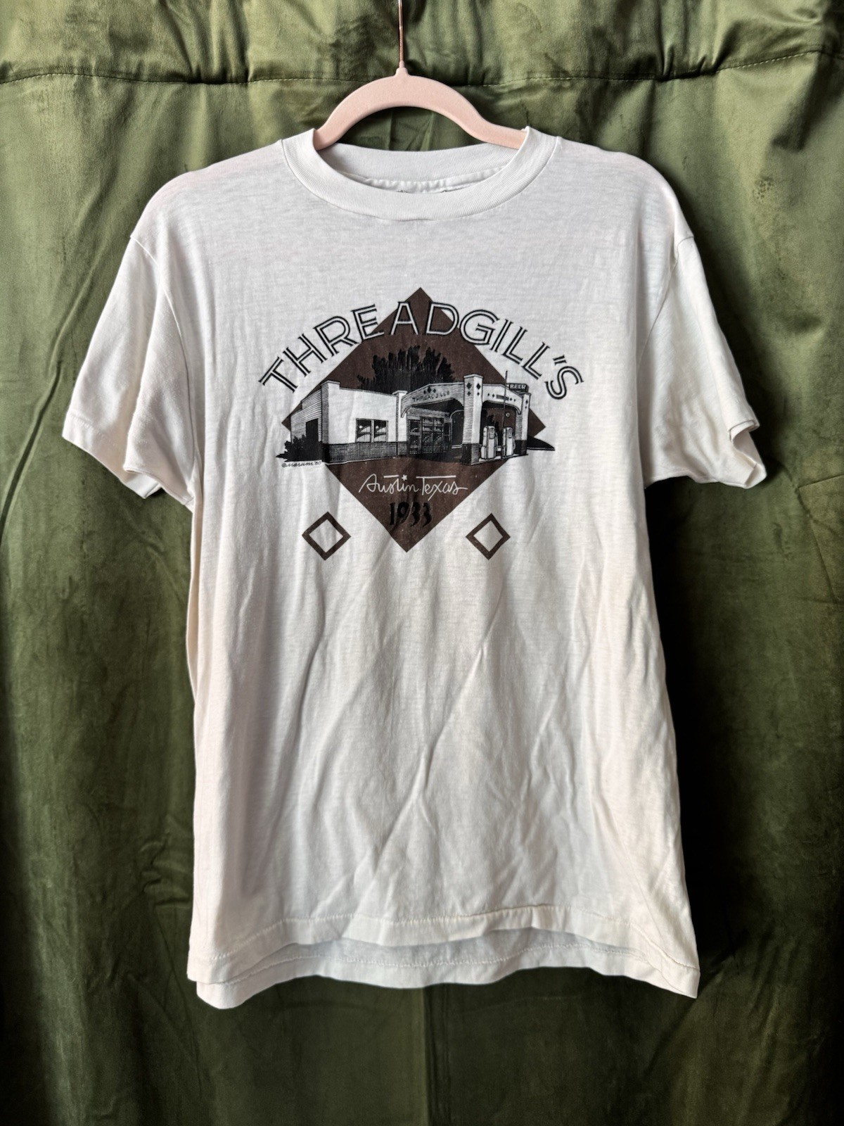 1980s Hanes Single Stitch White Vintage Threadgill’s Austin Texas T-shirt