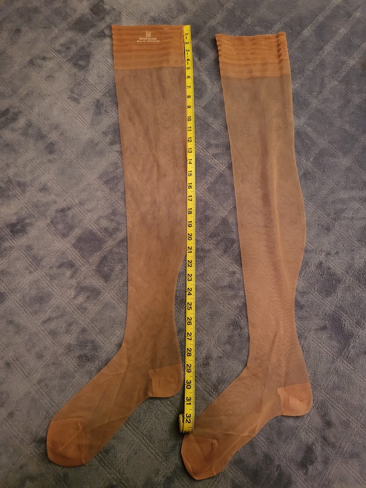 Vintage Berkshire Beige Stockings Size 9 1/2″x30 1/2″