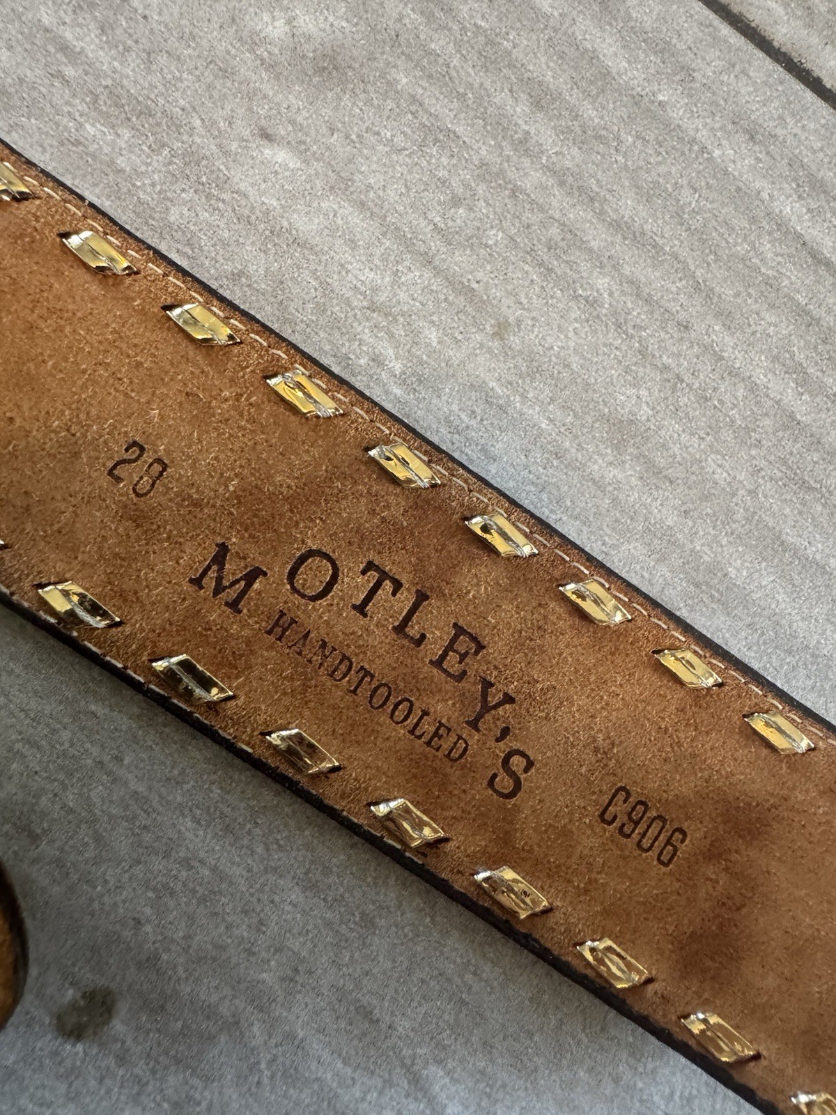 Vintage Motley’s Texas Hand Tooled Leather Belt Brown Embossed Size 28 C906