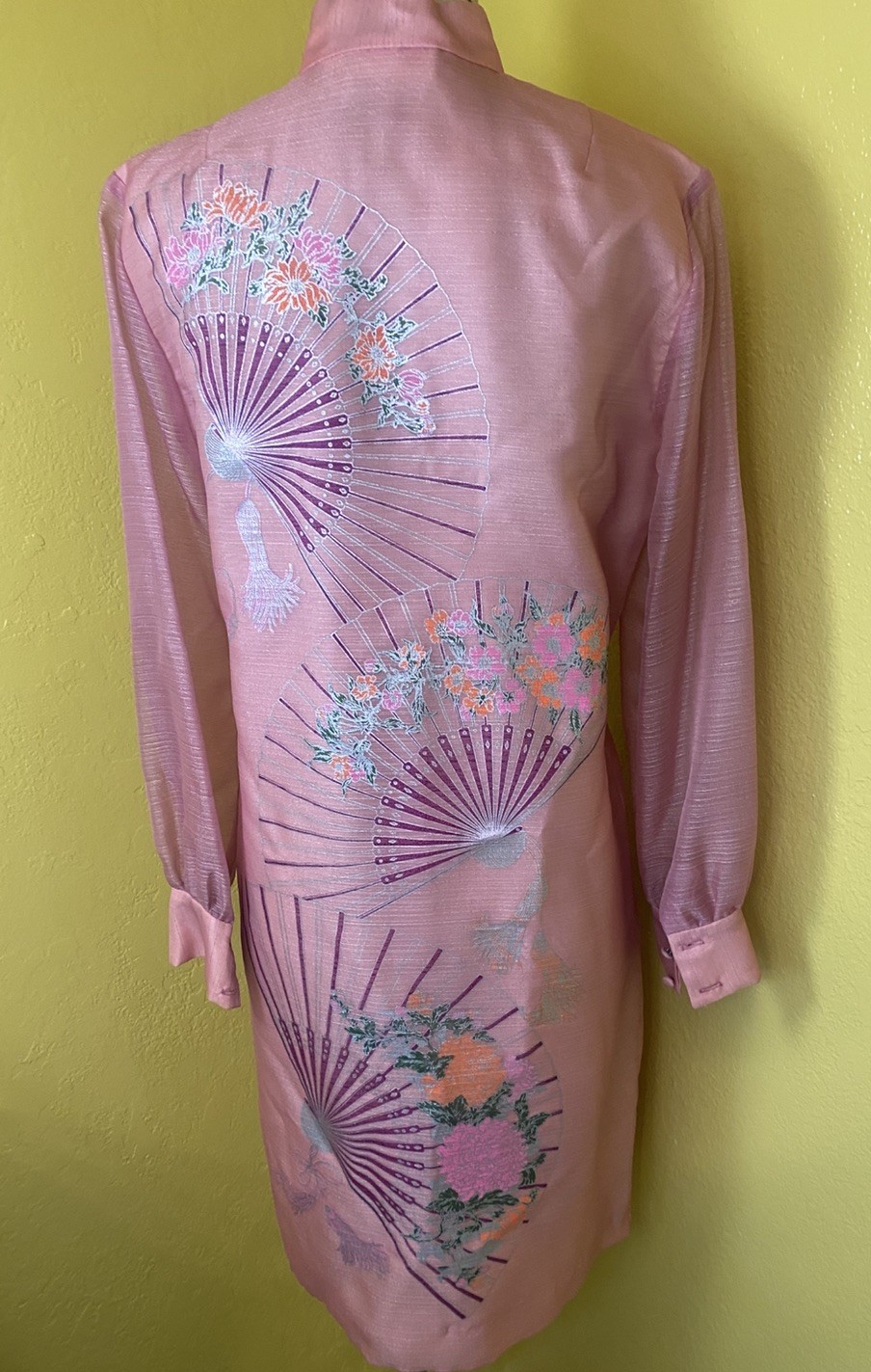Vintage 60s 70s Alfred Shaheen Pink Fan Print Hostess Shift Dress Sheer Sleeve