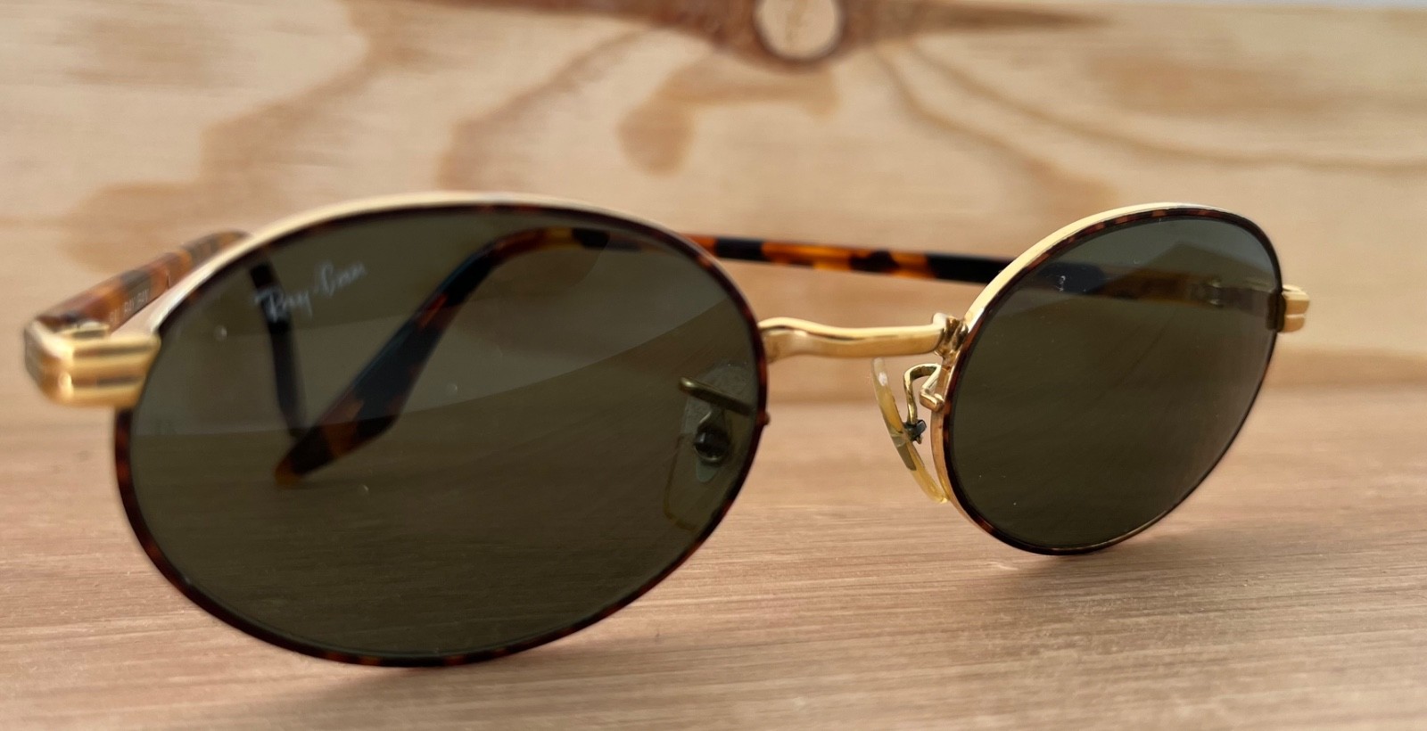 Vintage B&L Ray-Ban W2188 PN4 Oval Sunglasses 52□18 Gold Tortoise G-15 USA