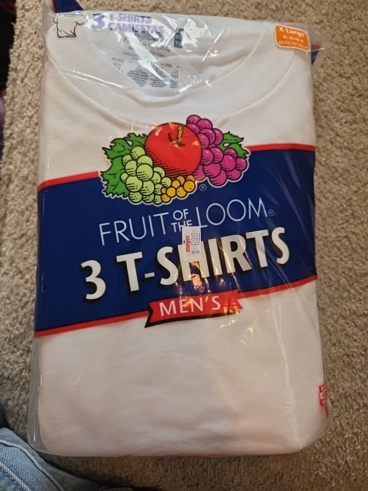 Vintage 2004 Fruit of the Loom 3 Pack White T-Shirts New Size XL 100% Cotton