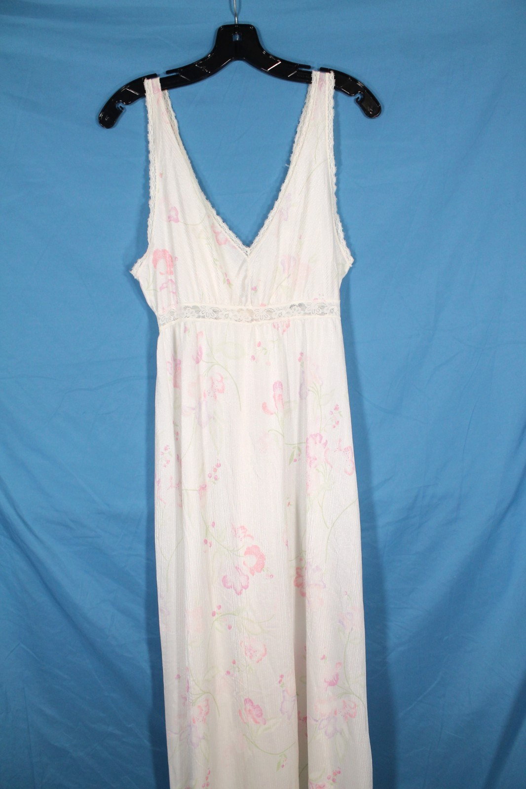 VTG VAL MODE Smooth NYLON White PINK FLORAL Tie Key-Hole LOUNGE Nightgown Sz M