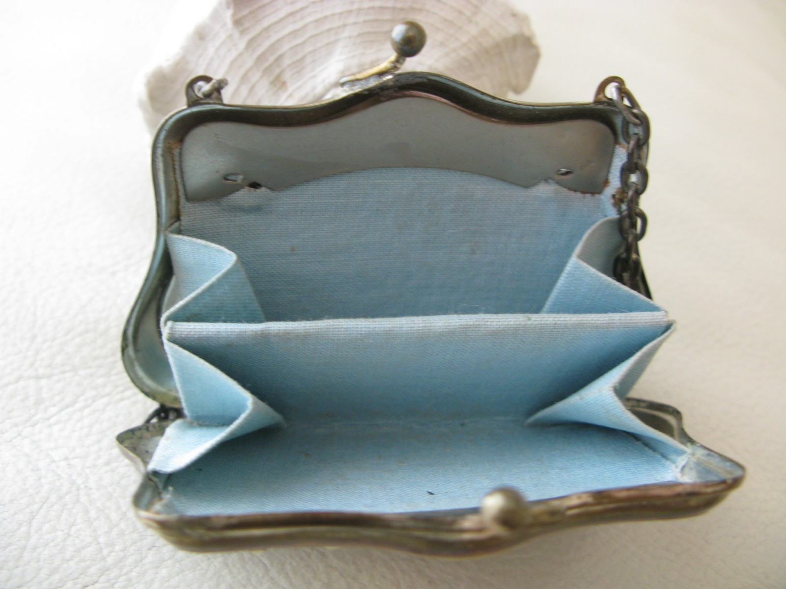 Antique Art Nouveau Woman Silver Metal Floral Lilly Blue Lining Card Case Purse