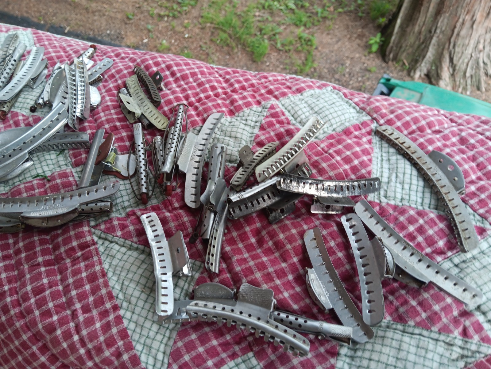 VINTAGE ALUMINUM METAL HAIR WAVE CURLERS ROLLERS CLIPS GOODY TIP TOP SOLO BETSY