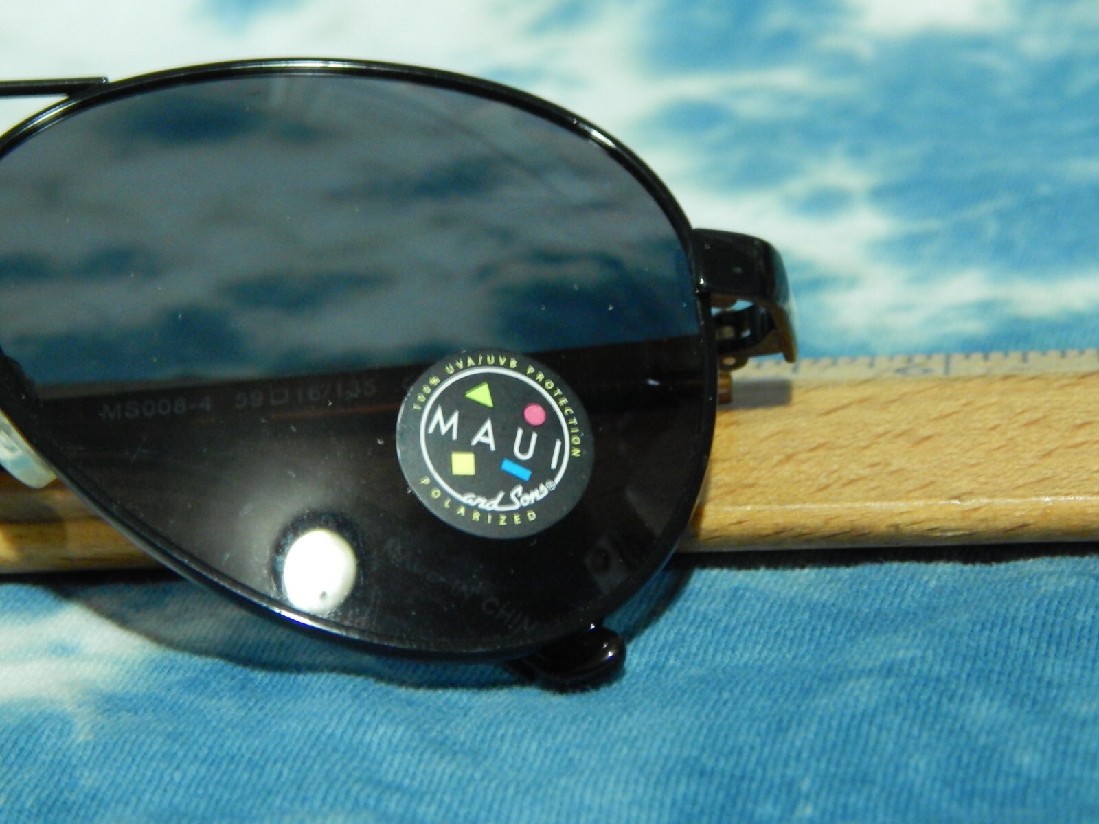 Maui and Sons ~ Polarized 100% UV Protection ~ Black/Tortoise Shell Frames 😎