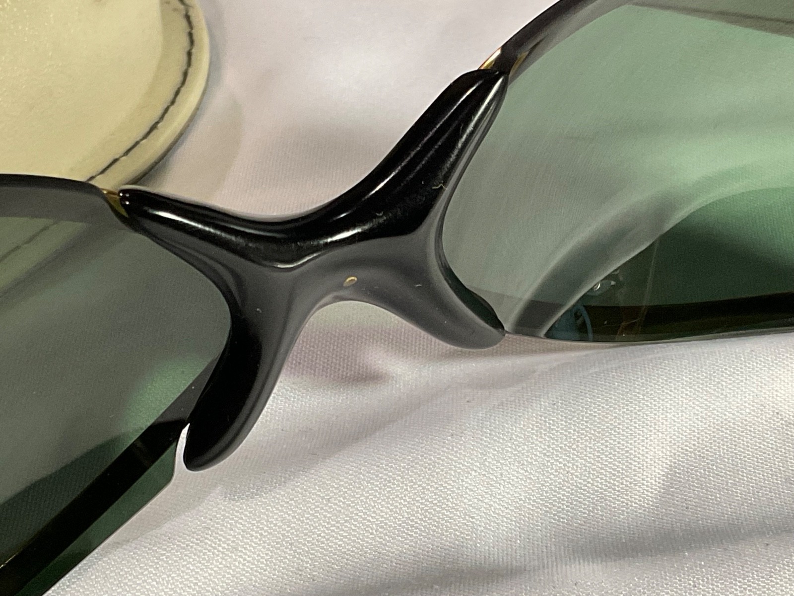 Renauld Of France “The Bikini” Rare Collectible Sunglasses With Case VERY NICE!