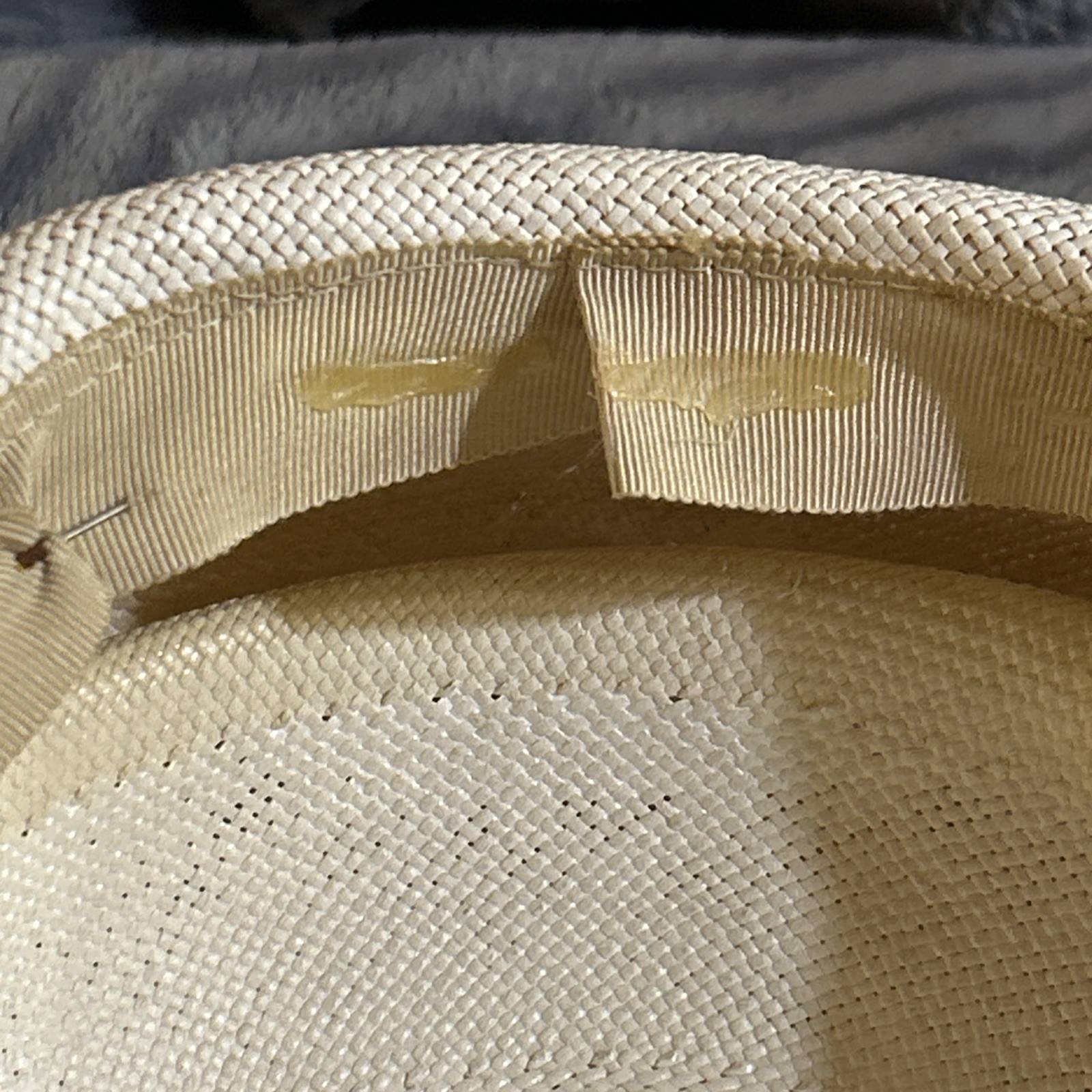 Vintage Off White Ladies Pillbox Hat W/Lace Netting