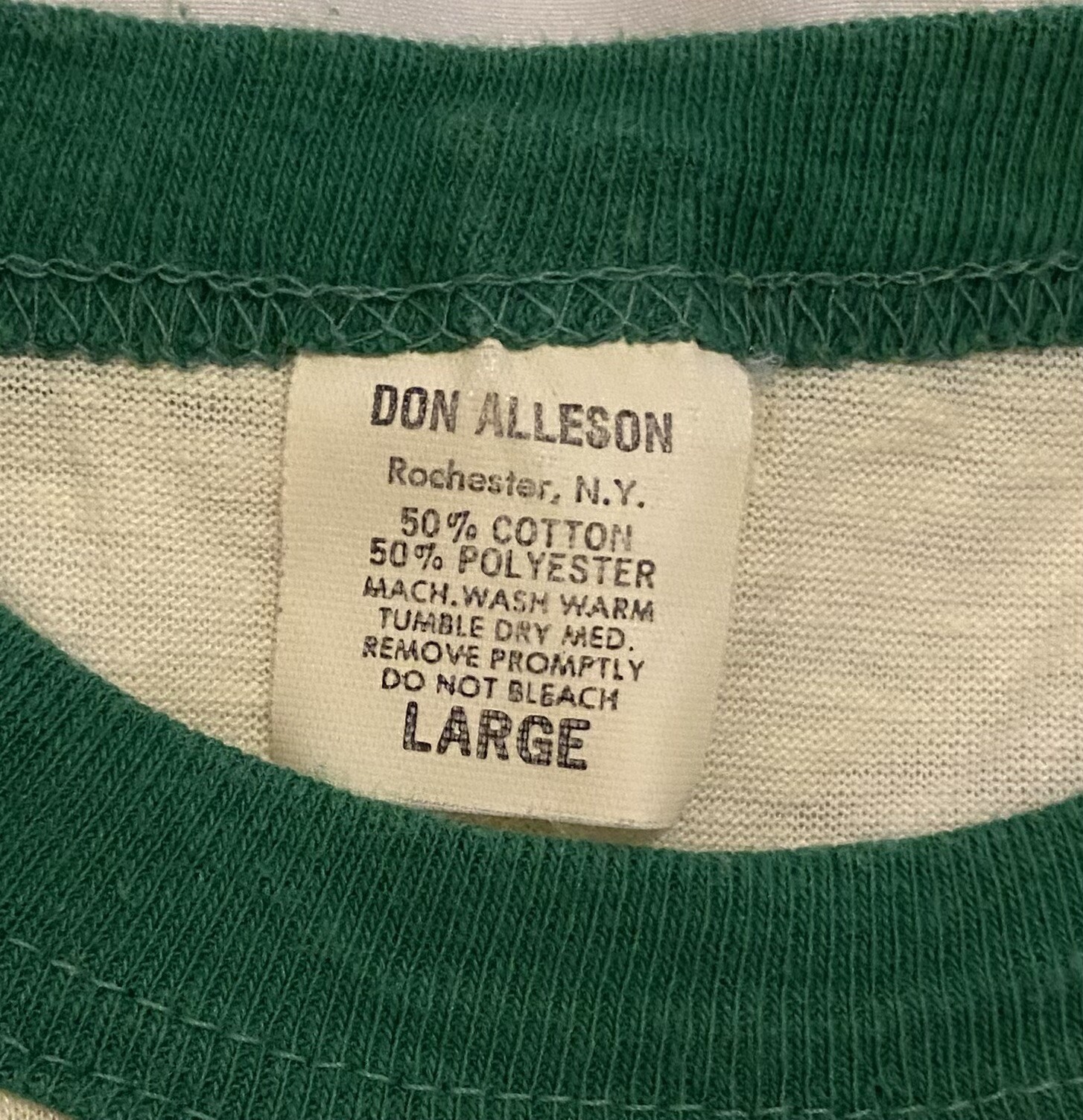 Vintage 1980s Acteen Council M Raglan T-Shirt Butterflies Rainbow Single Stitch