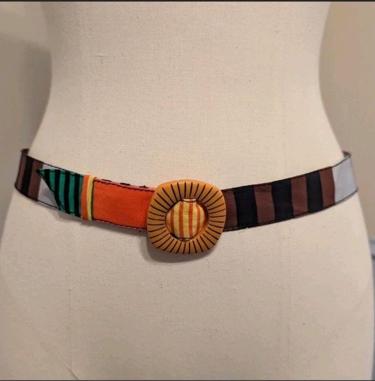 29-30″ Vintage 1960s Mod Multi-Color Geometric Statement Belt