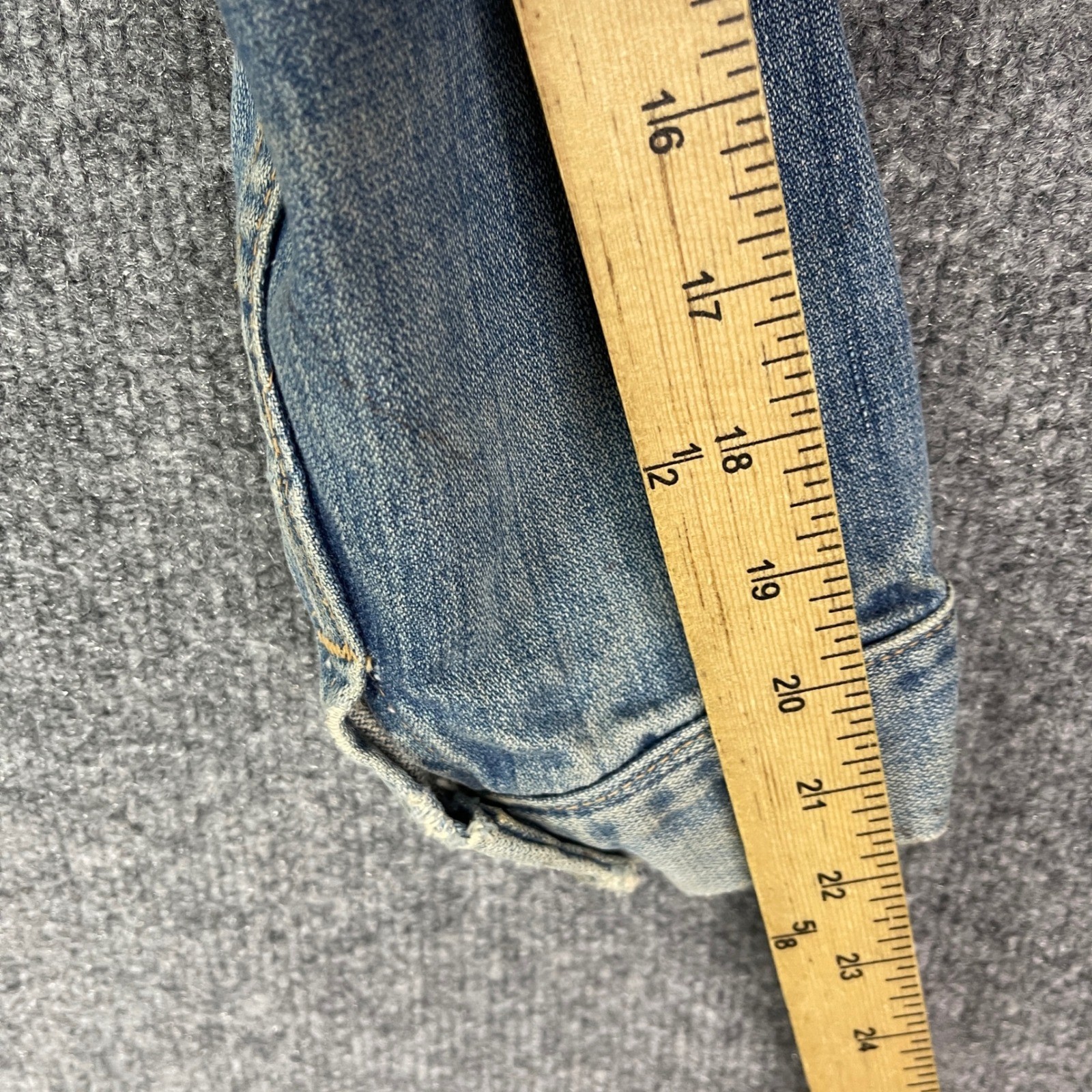 Vintage Maverick Blue Bell Denim Jacket Mens 40 Blue Distressed Made in USA 70s