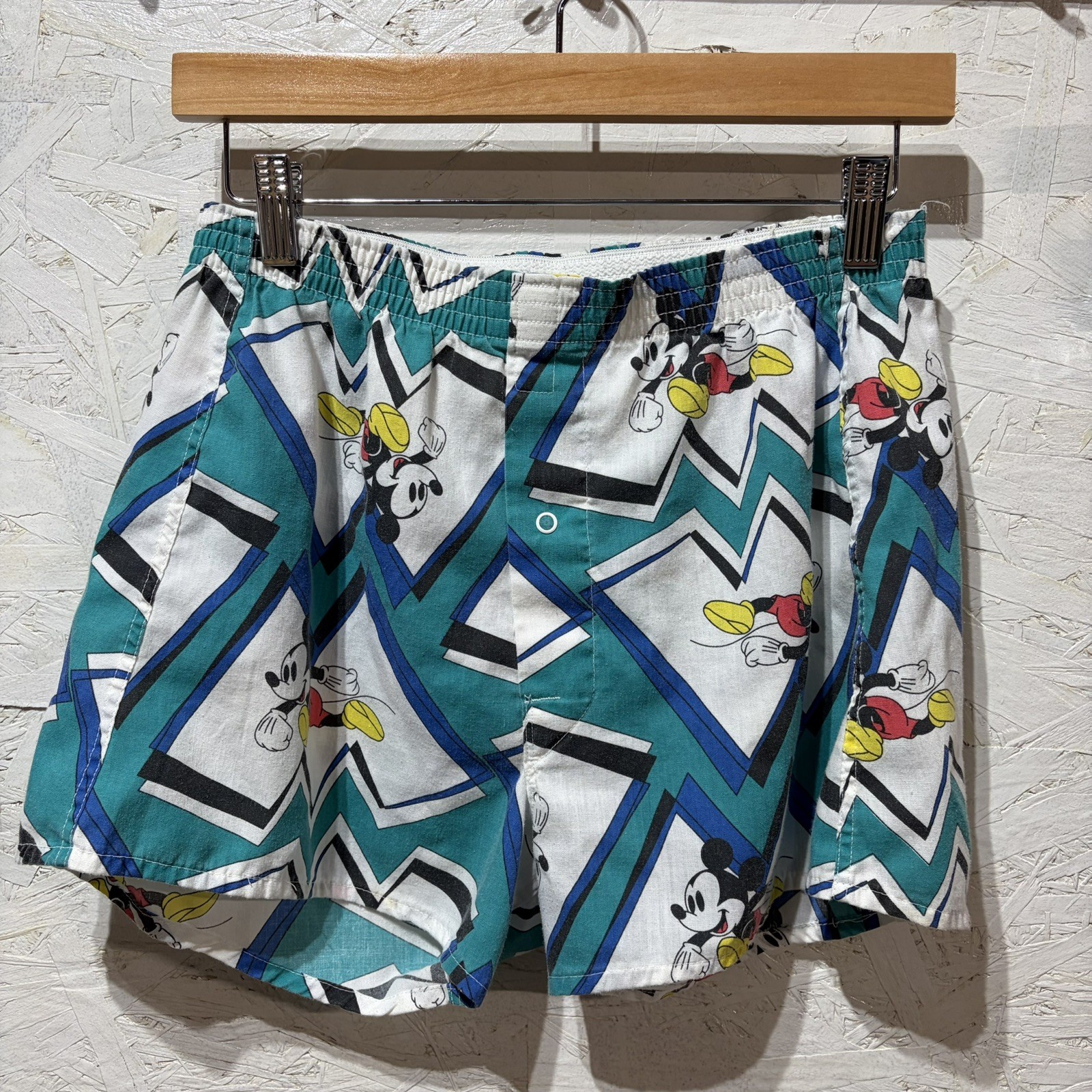 Vtg 80s Mens Walt Disney Mickey Mouse Cartoon Hanes Boxer Shorts USA Small