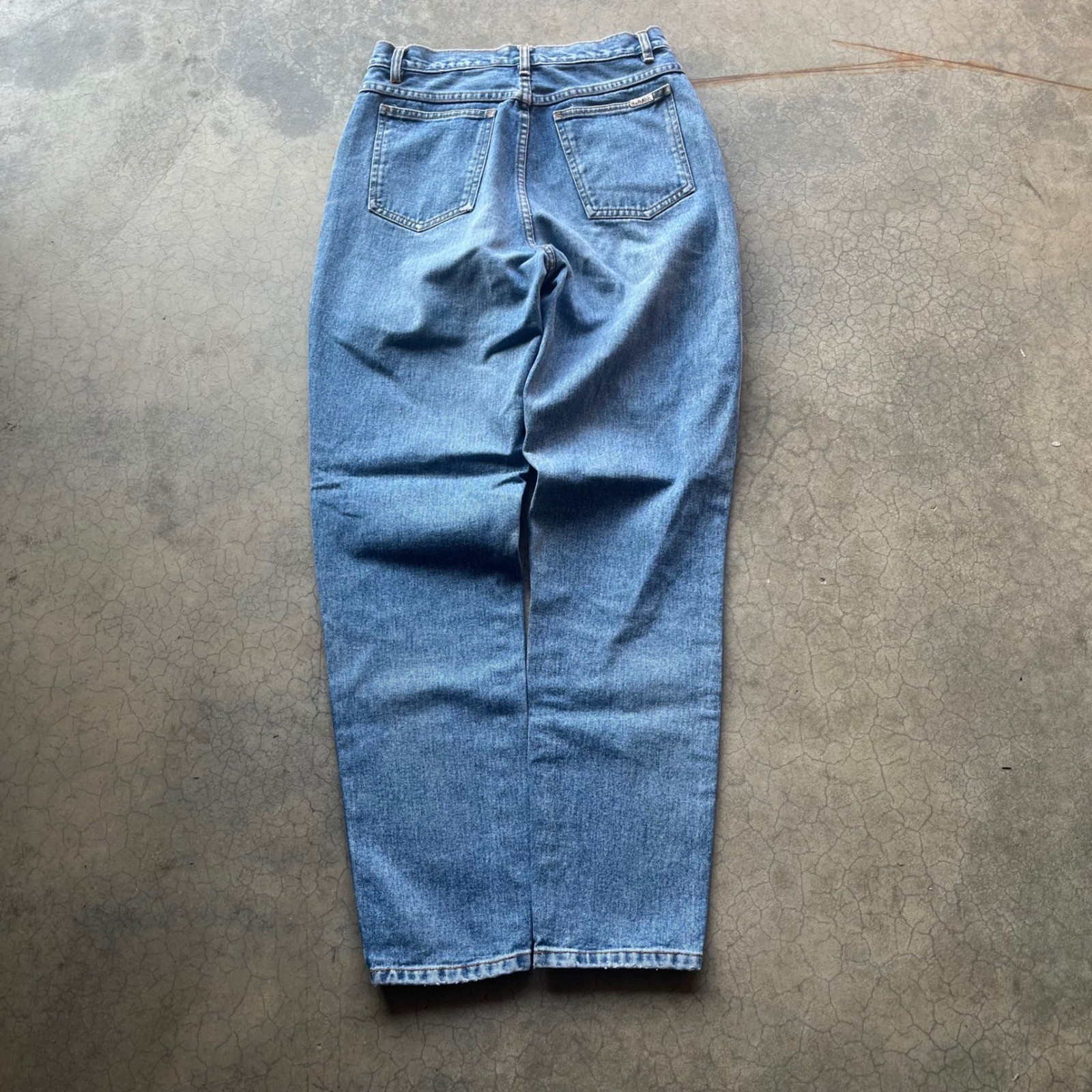 Vintage Bill Blass High Waisted Mom Jeans Medium Wash Tapered Leg Blue 28 Waist