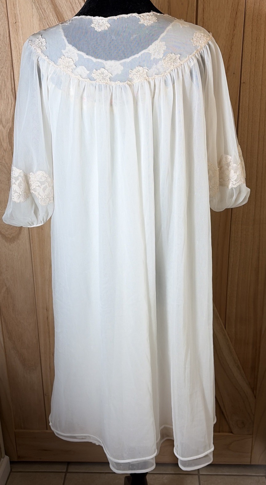 Vintage Kayser Peignoir Set White Nylon Lace Nightgown Robe USA Women’s S
