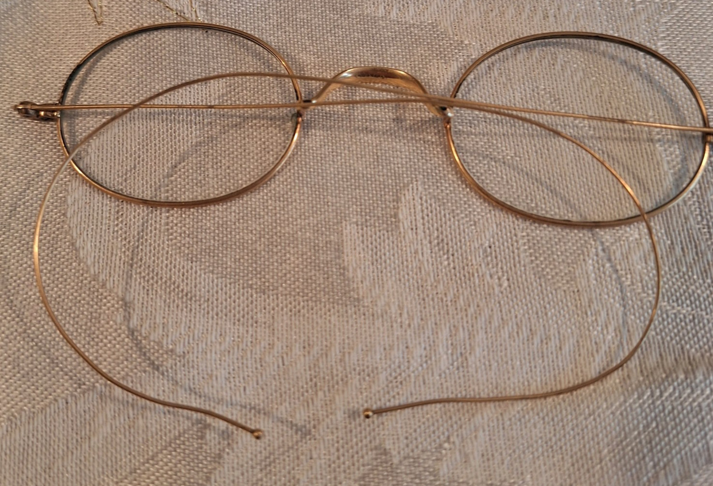 Antique Eyeglasses Spectacles Lot of 2 c1900 Oval Octagon Wire Rim w/Case Vtg