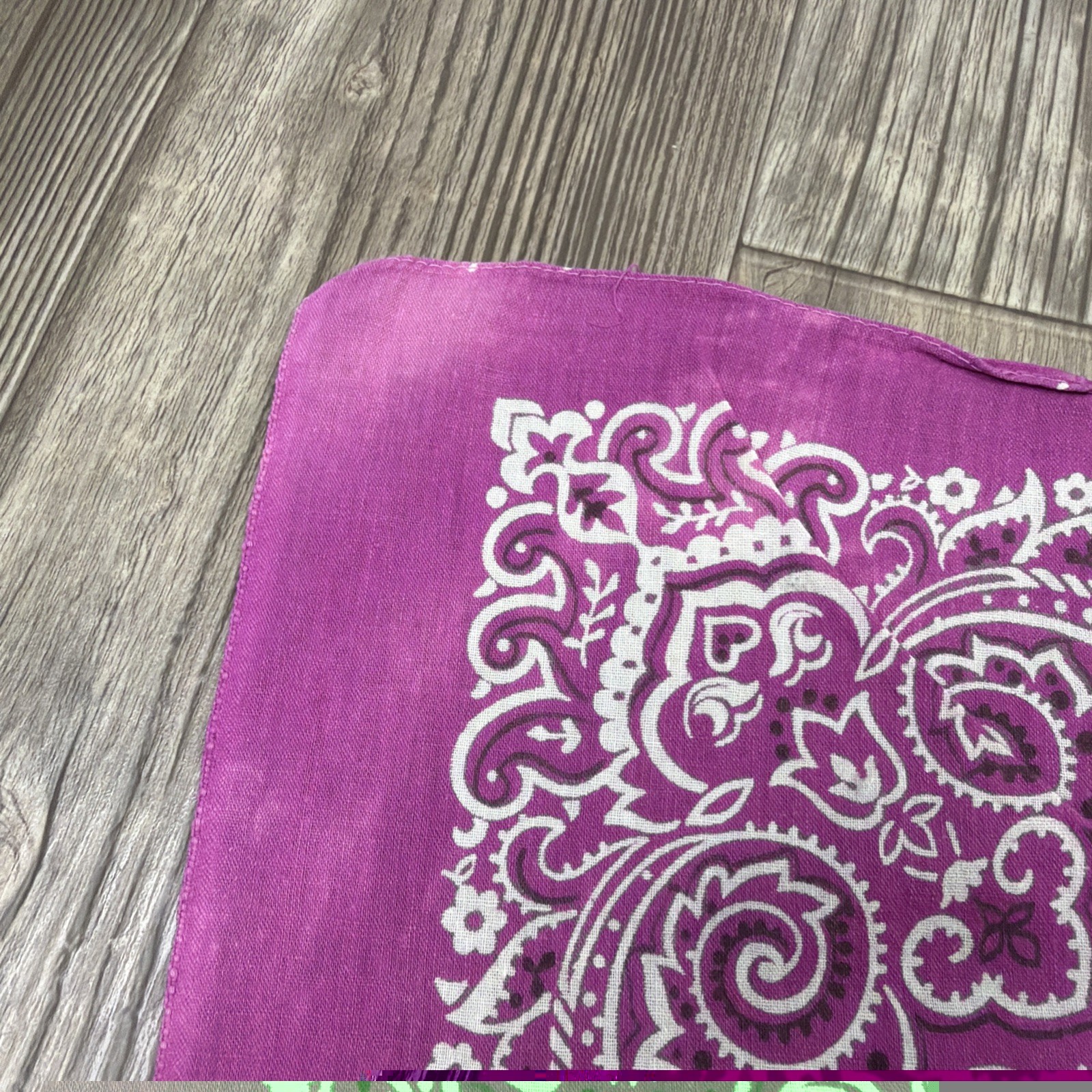 Vintage Faded Fast Color USA All Cotton Purple Bandanna Floral Paisley 20×20