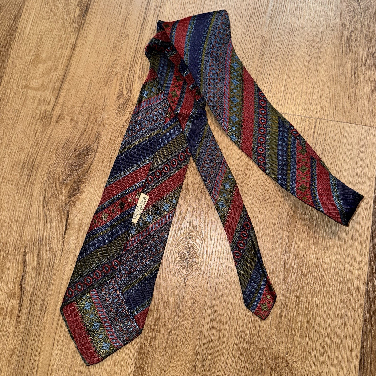 Vintage 1960s Necktie Tie Mens Acetate Rayon Wide Striped Disco Shiny Rat Pack